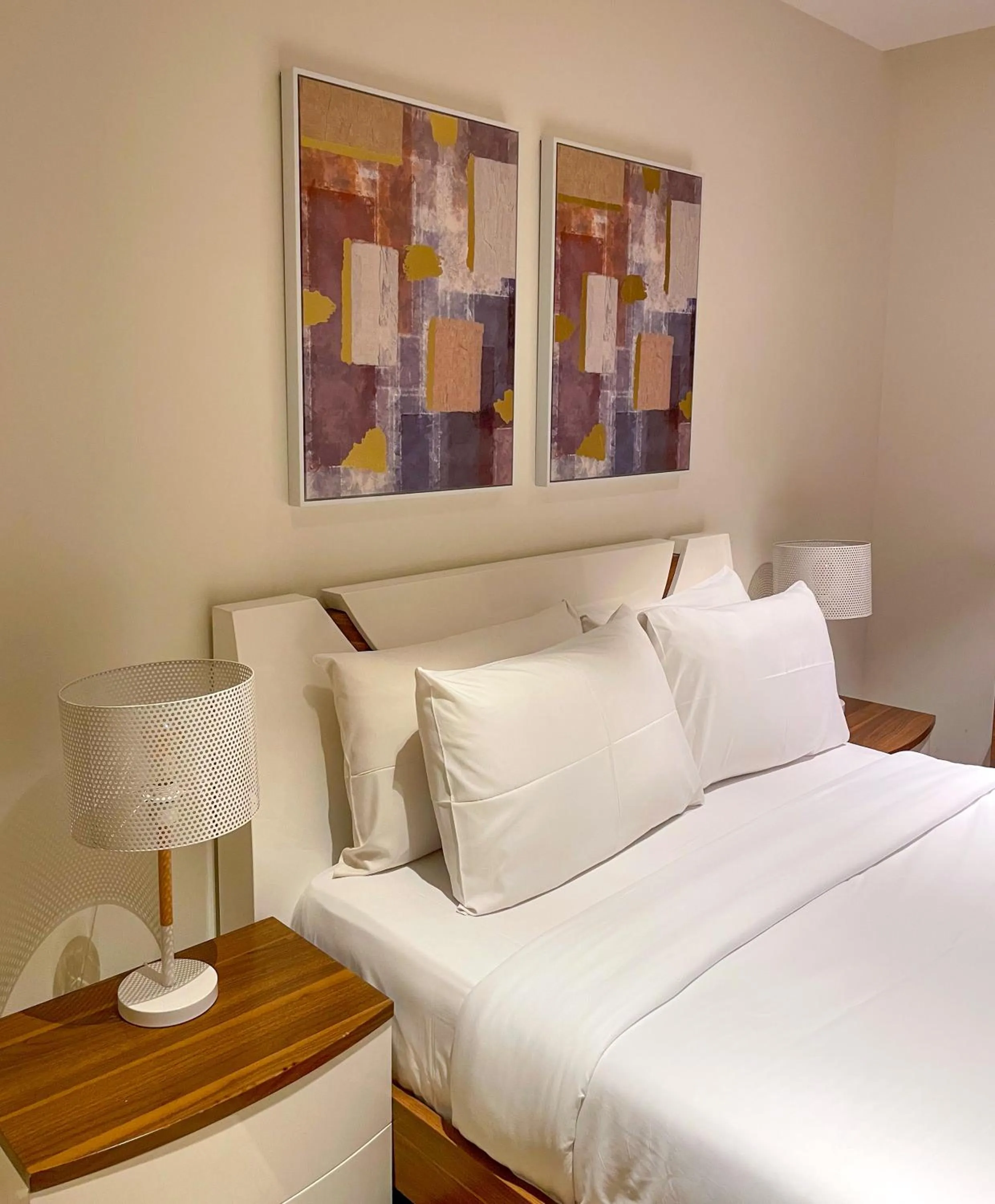 Bedroom, Bed in Accra Luxury Apartments @ Pearl