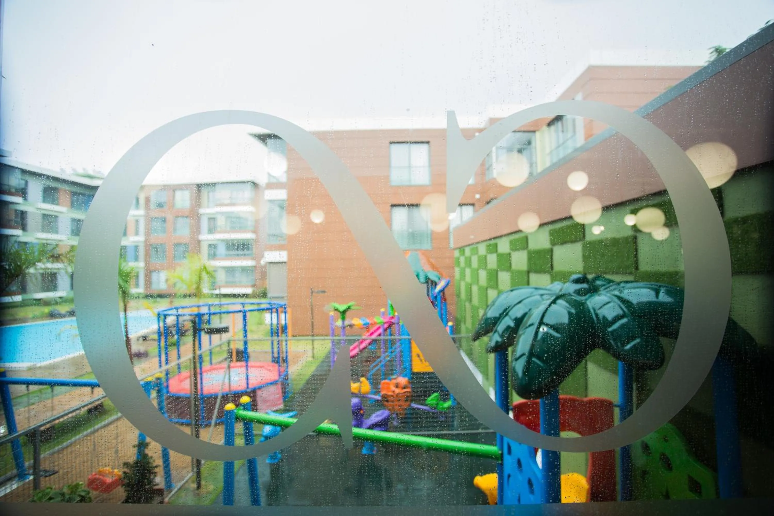 Children play ground in Accra Luxury Apartments @ Pearl