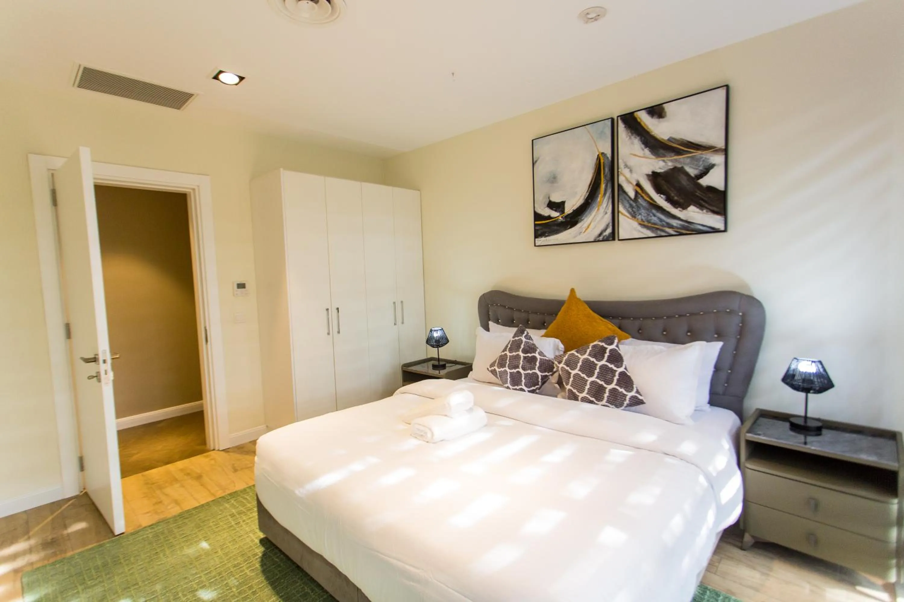 Bedroom, Bed in Accra Luxury Apartments @ Pearl