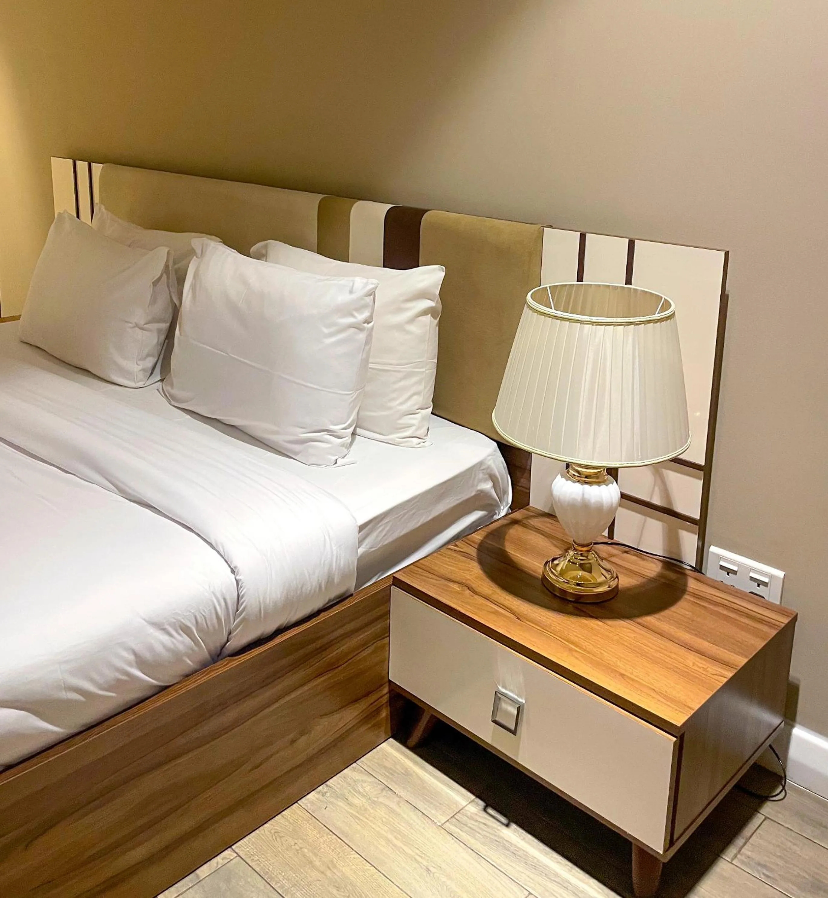 Bedroom, Bed in Accra Luxury Apartments @ Pearl