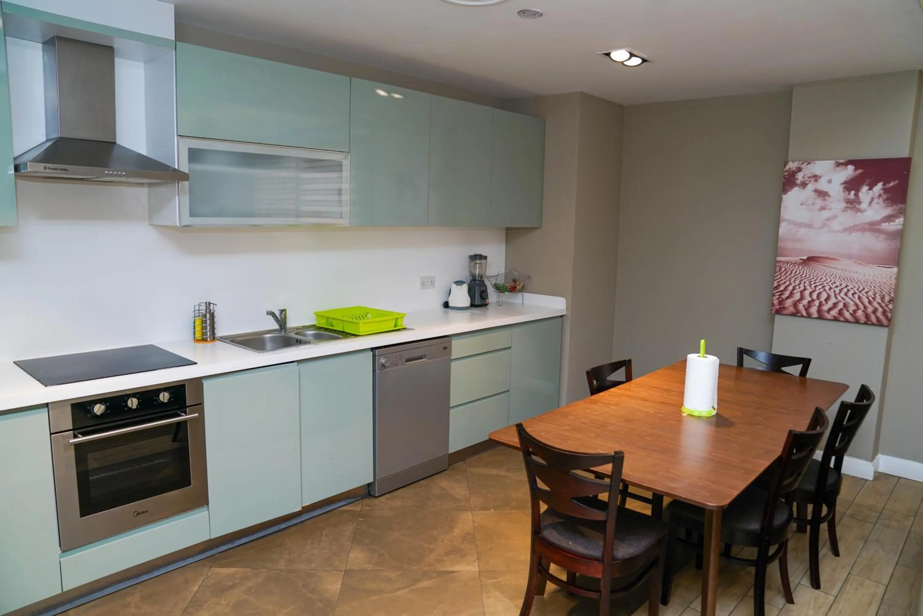 Kitchen or kitchenette in Accra Luxury Apartments @ Pearl