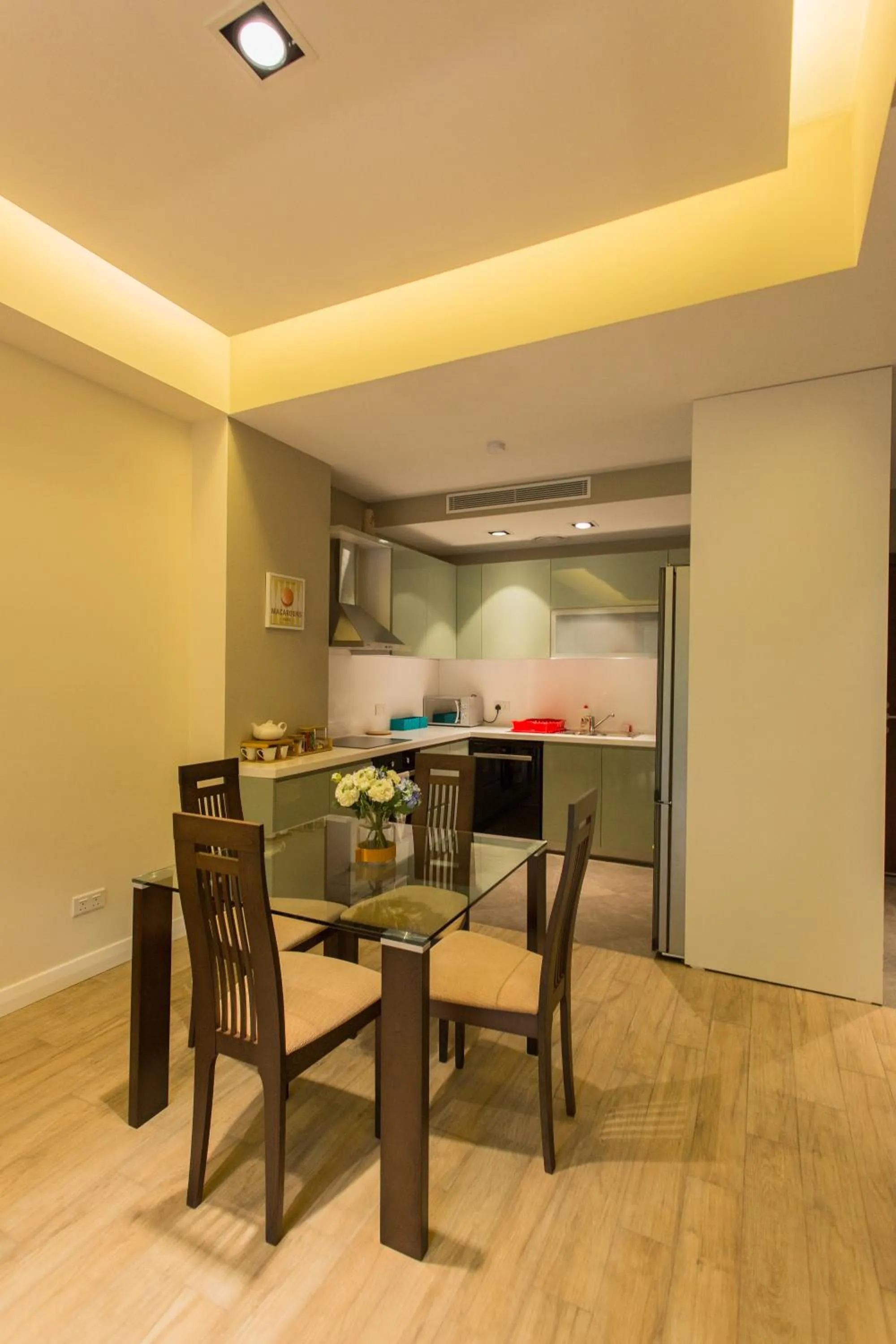 Dining area in Accra Luxury Apartments @ Pearl