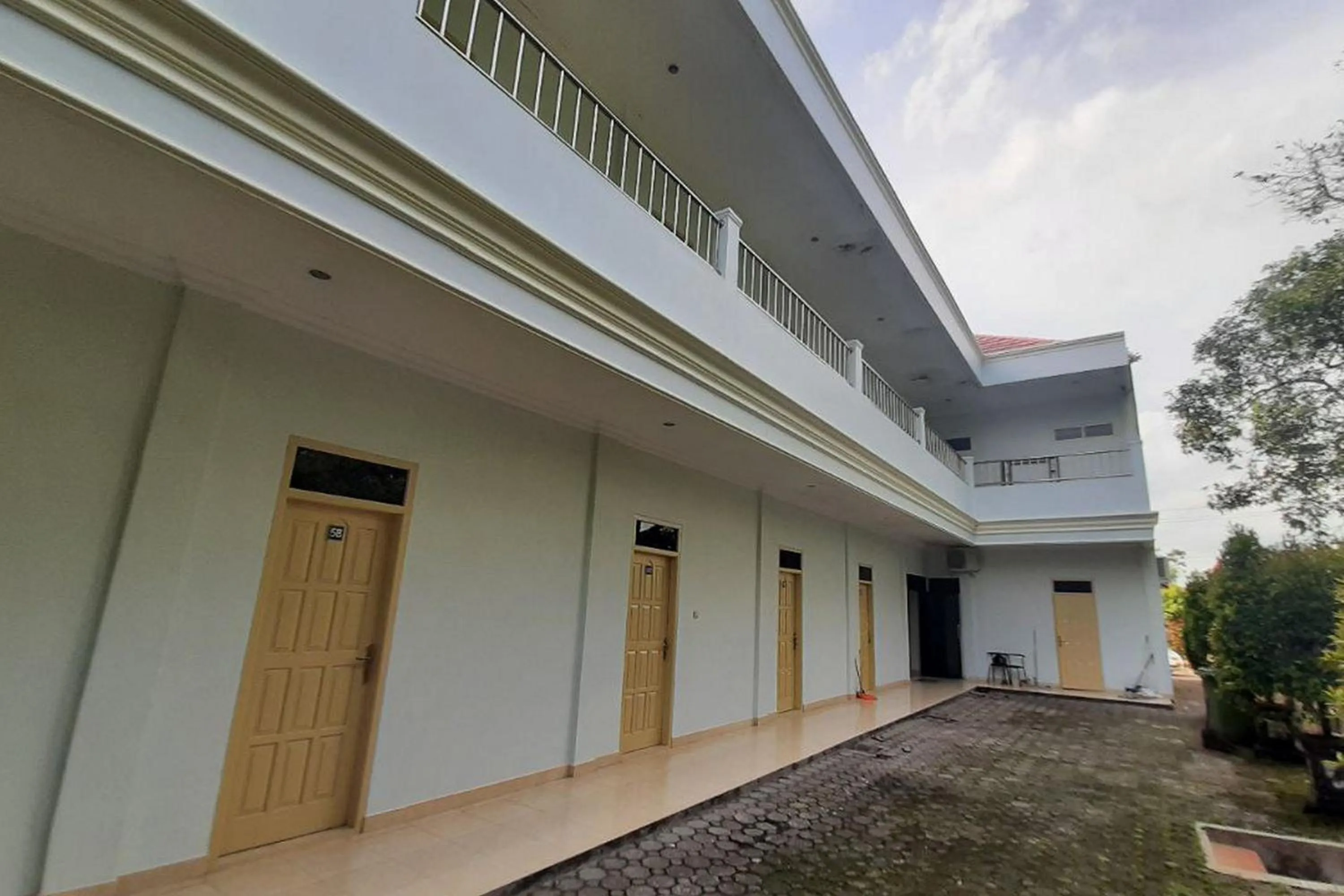 Hotel Akbar Banyumas RedPartner