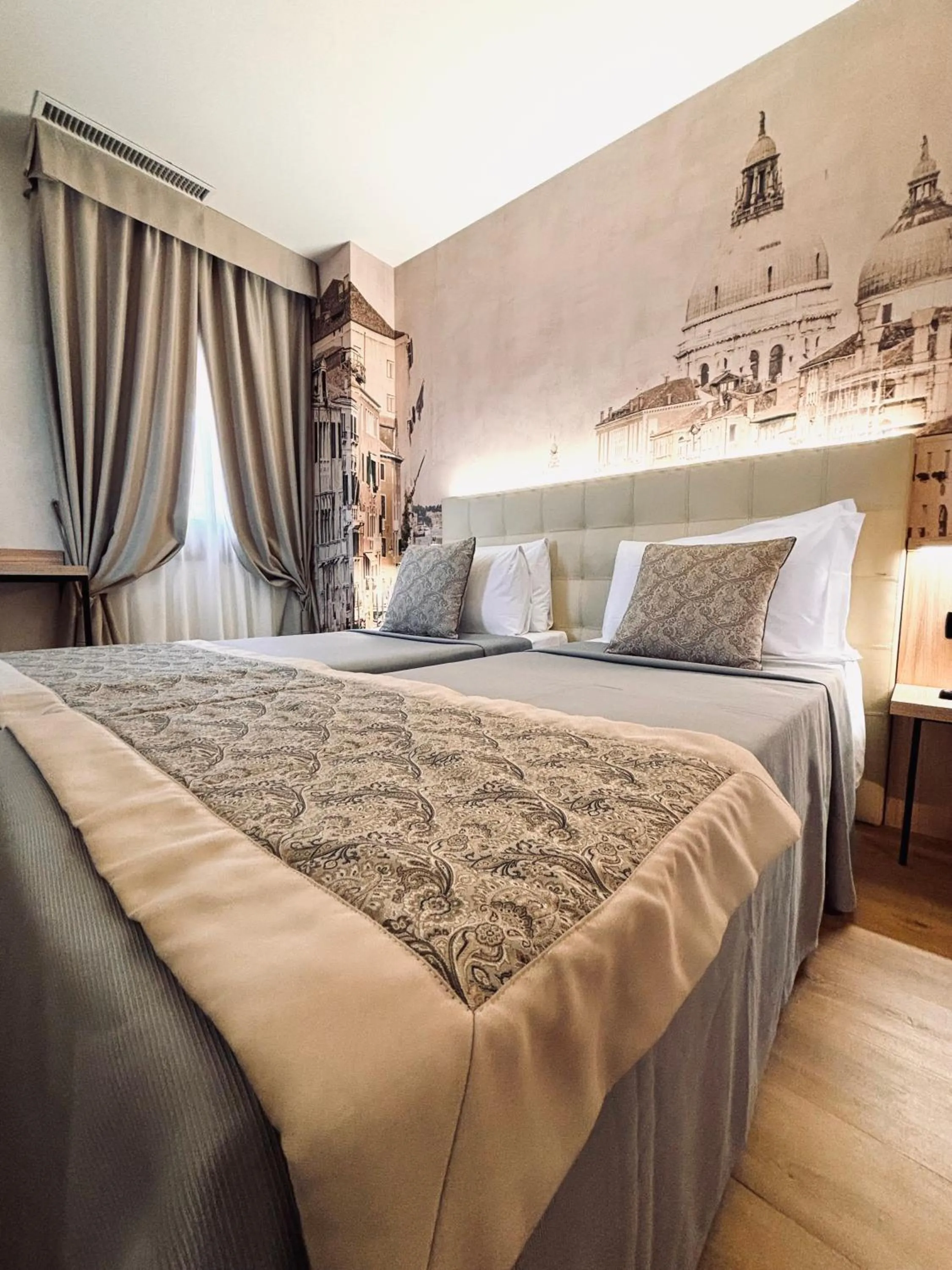 Bed in Hotel al Graspo de Ua