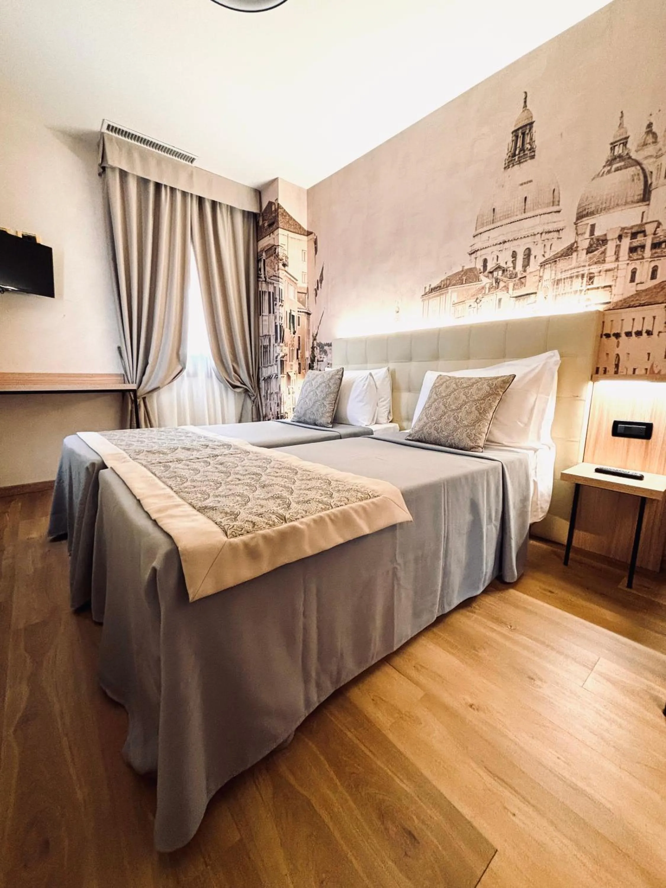 Bed in Hotel al Graspo de Ua