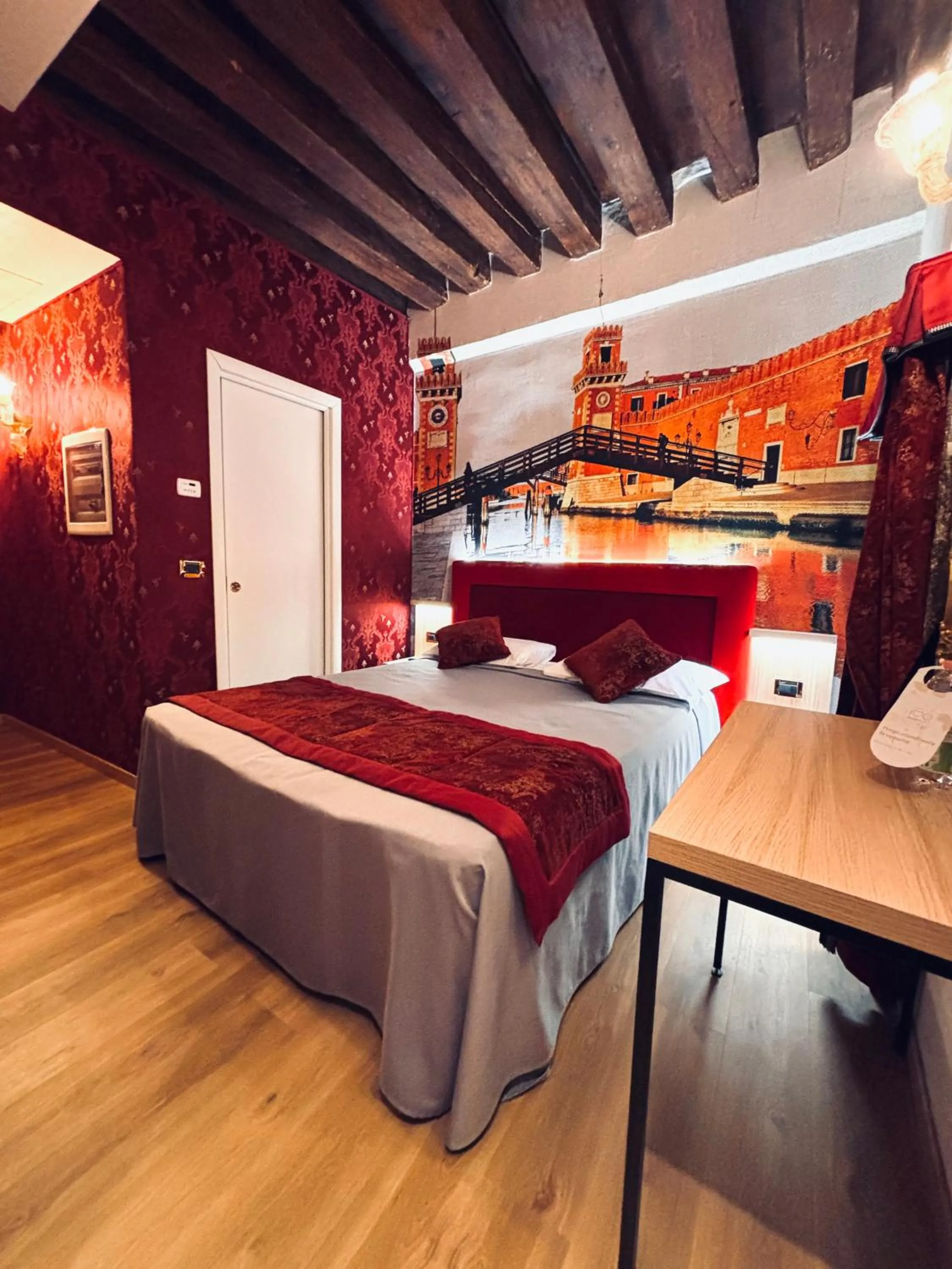 Bed in Hotel al Graspo de Ua