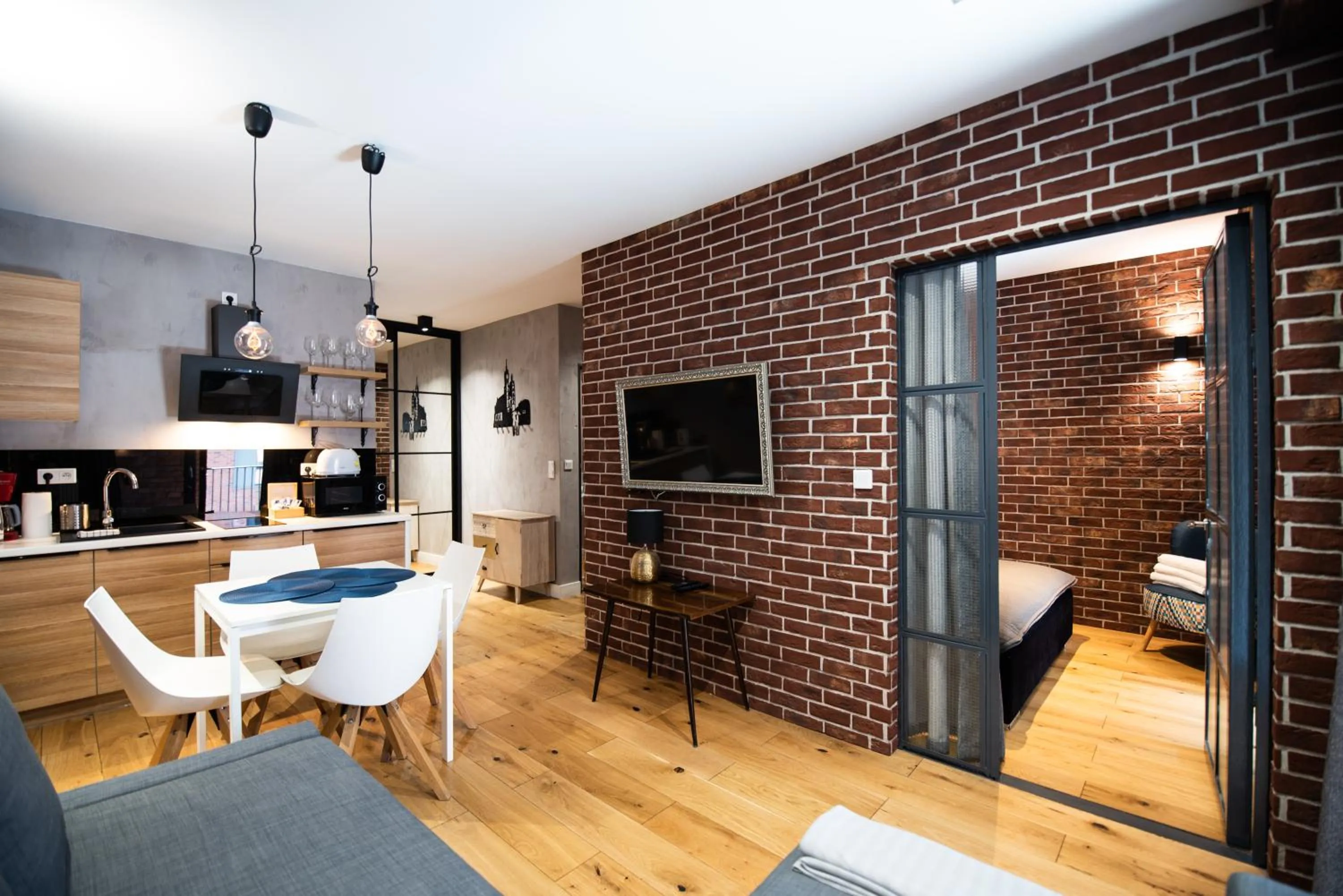 TV and multimedia in City Lights Kazimierz