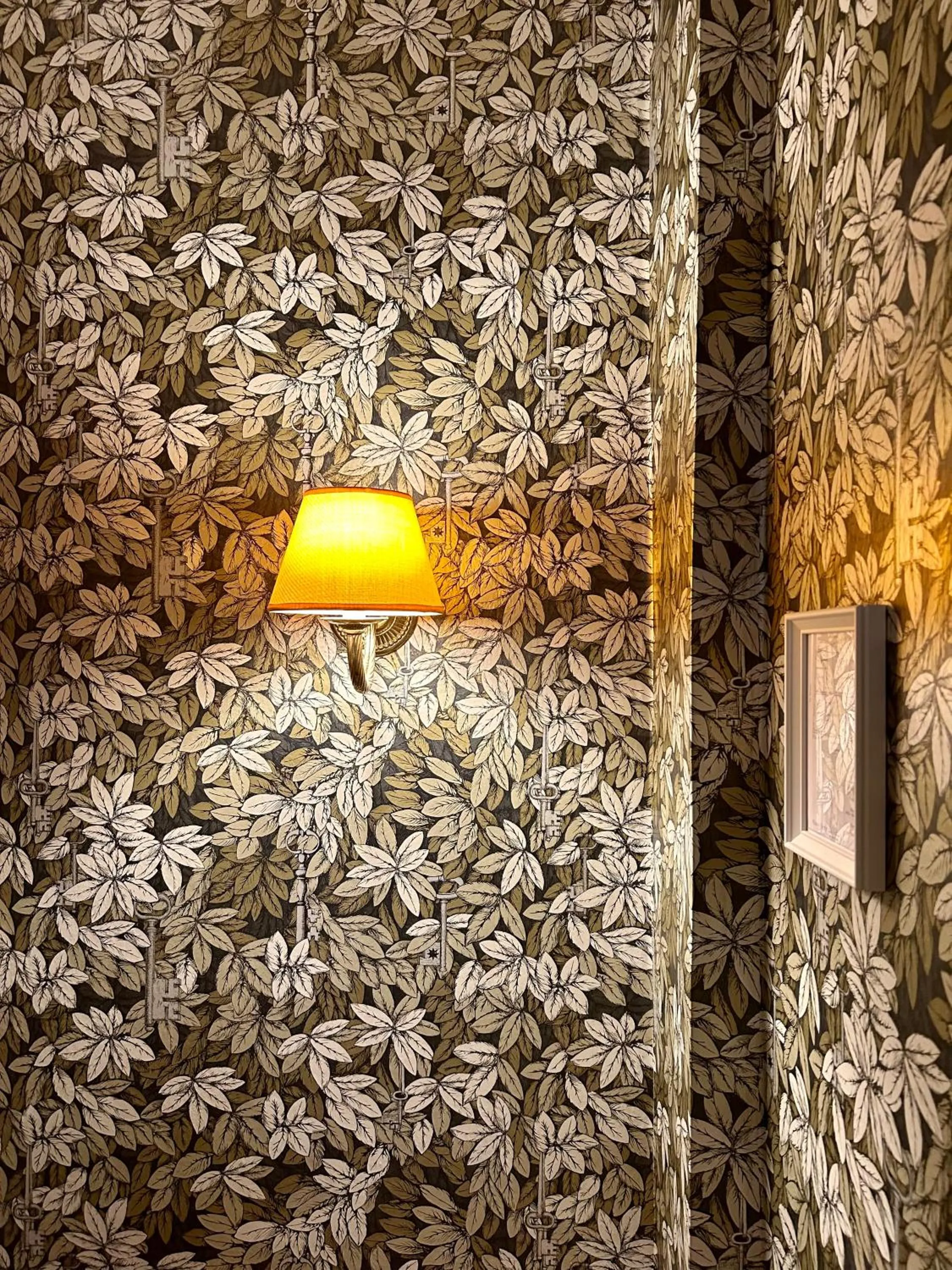 Decorative detail in Residenza dei Pucci