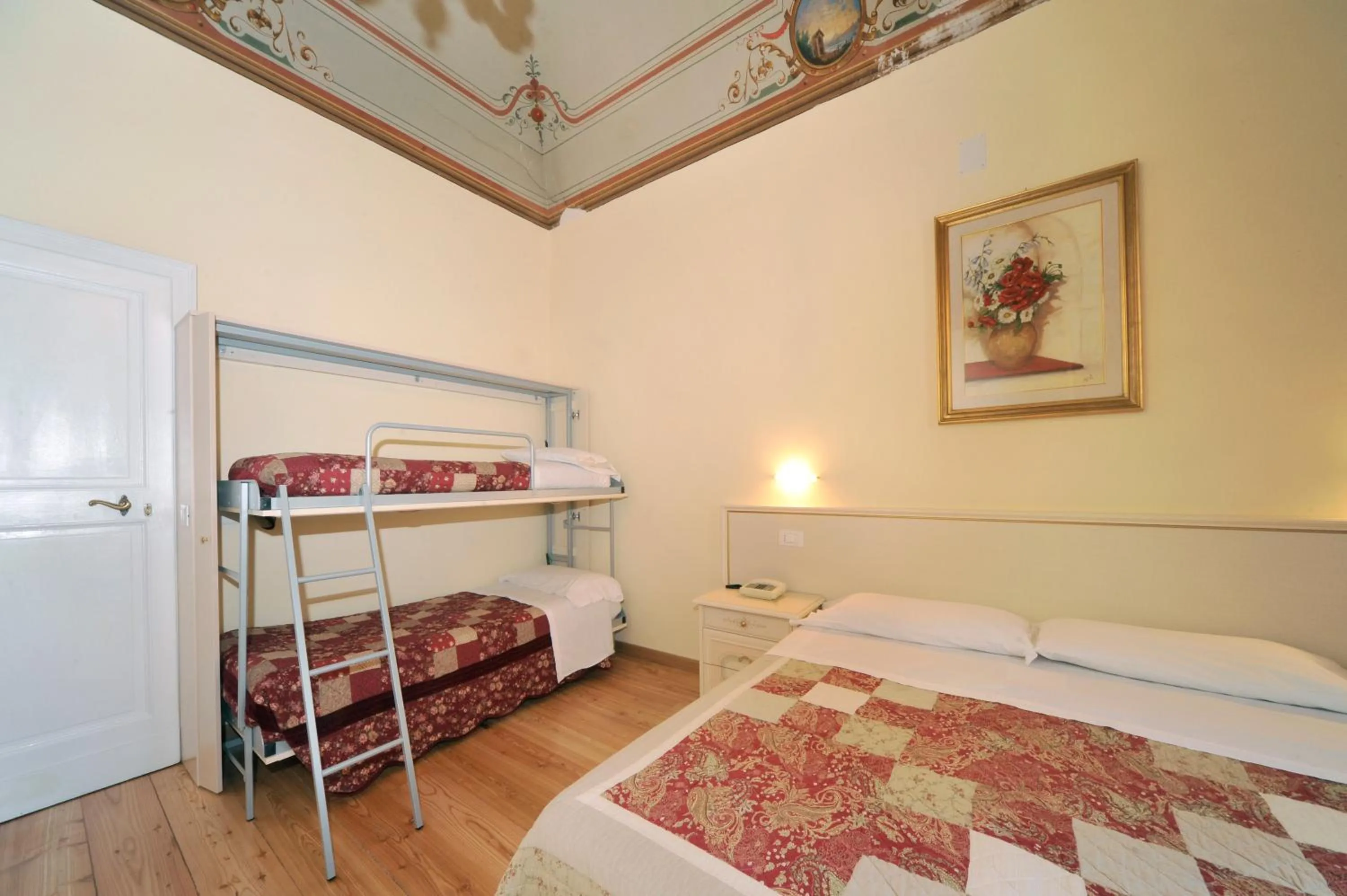 Photo of the whole room, Bed in Hotel Iris