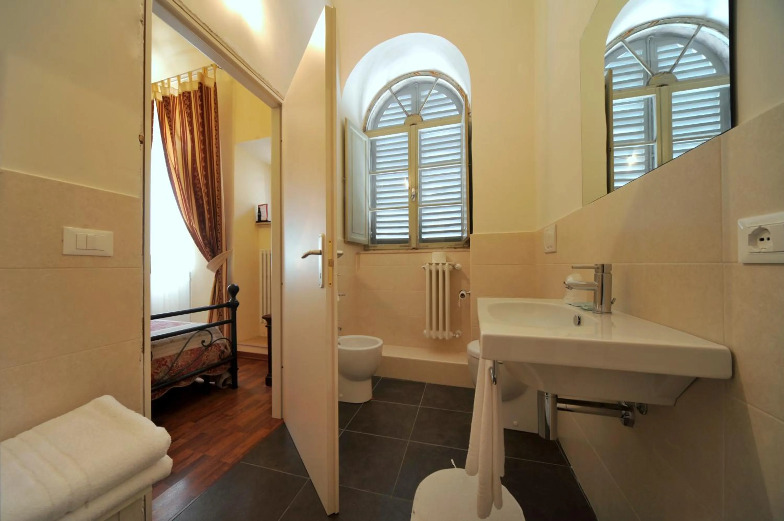 Bathroom in Hotel Iris