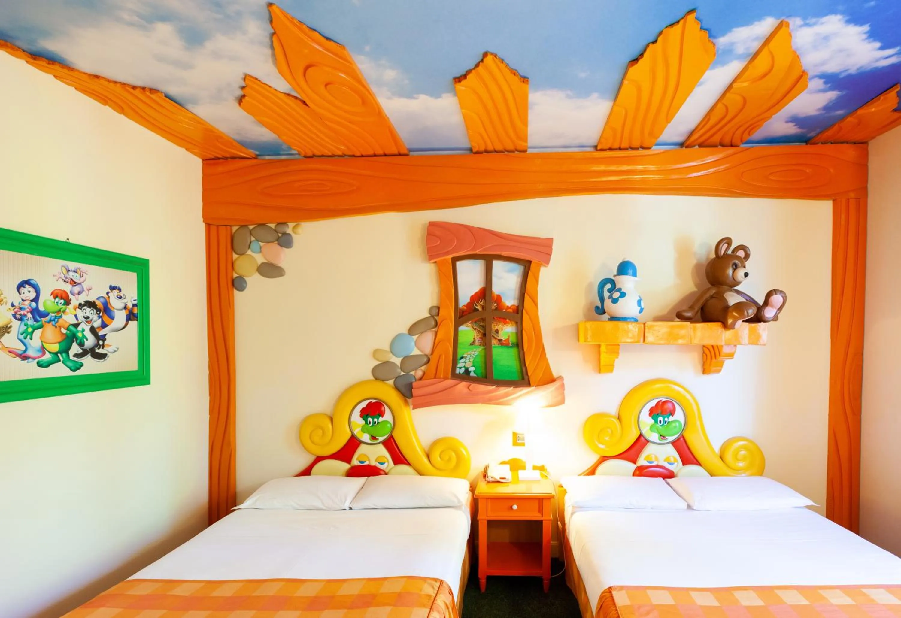 Bed in Gardaland Hotel