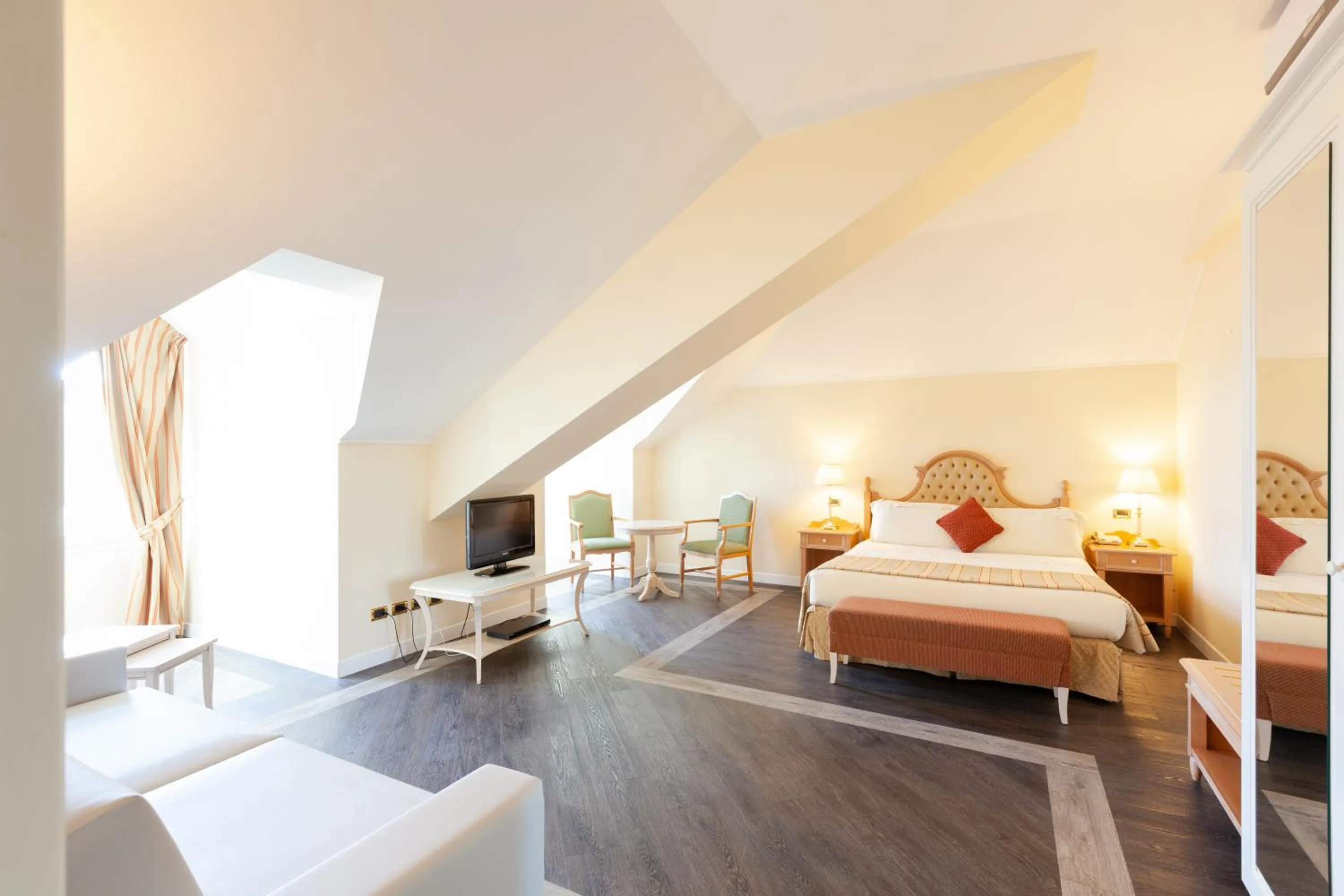 Bed in Gardaland Hotel