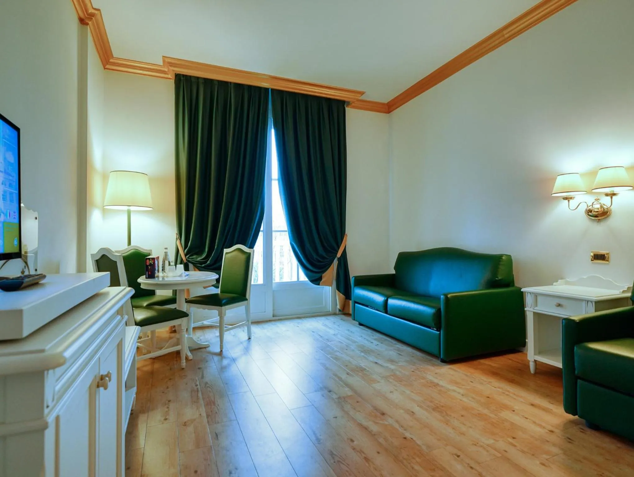 Seating area in Gardaland Hotel