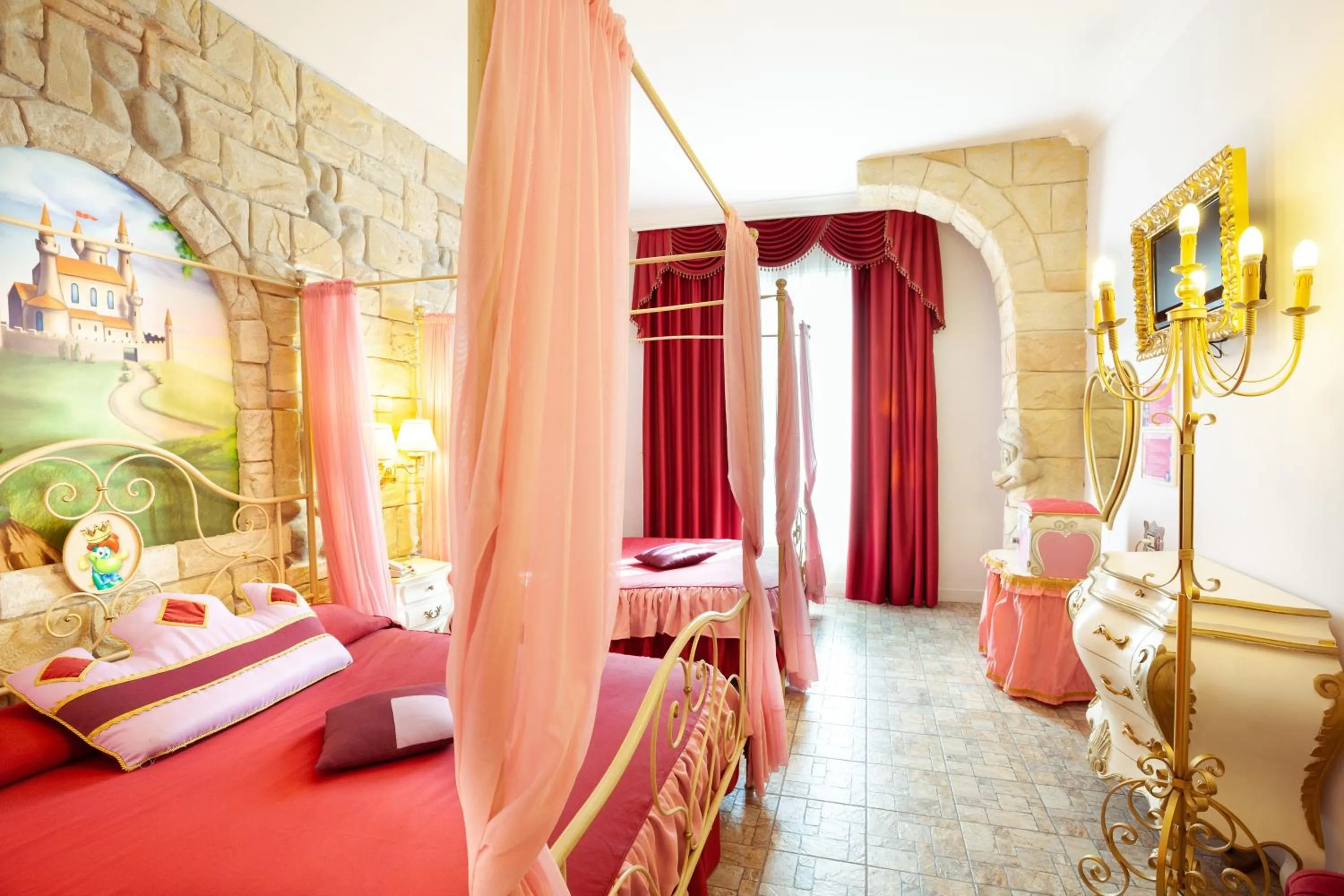 Bed in Gardaland Hotel