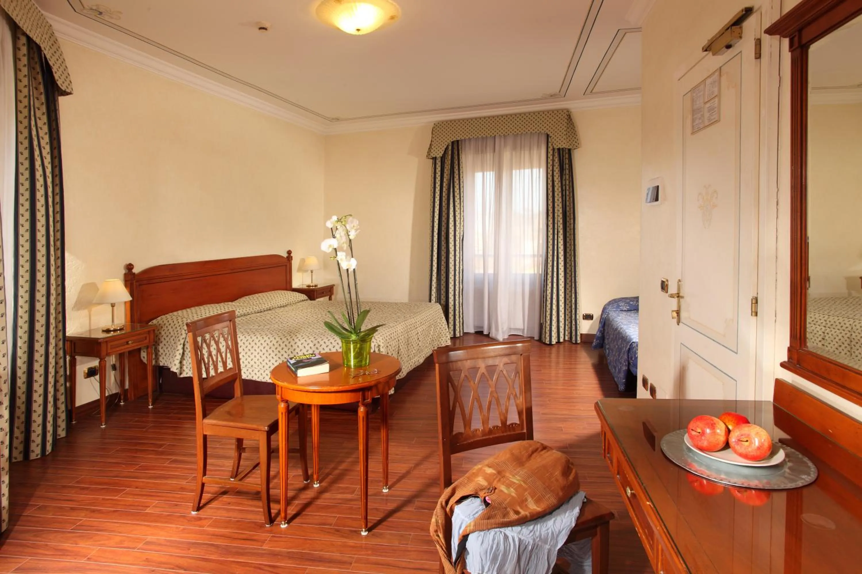 Photo of the whole room, Bed in Hotel Alessandrino