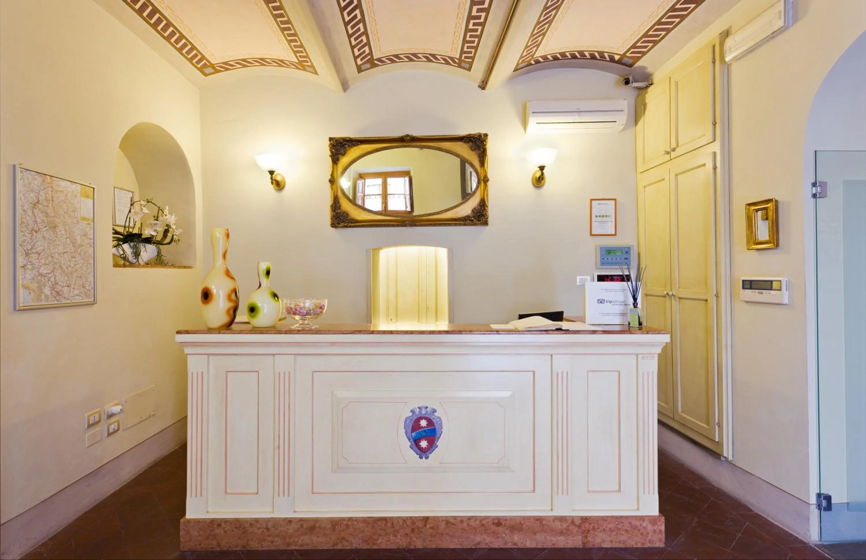Lobby or reception in Hotel Palazzo San Niccolò & Spa