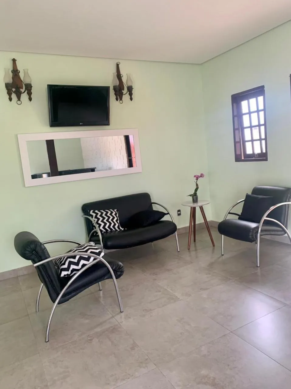 Hotel Colonial Suites ,Bracel, Lwart, Zilor