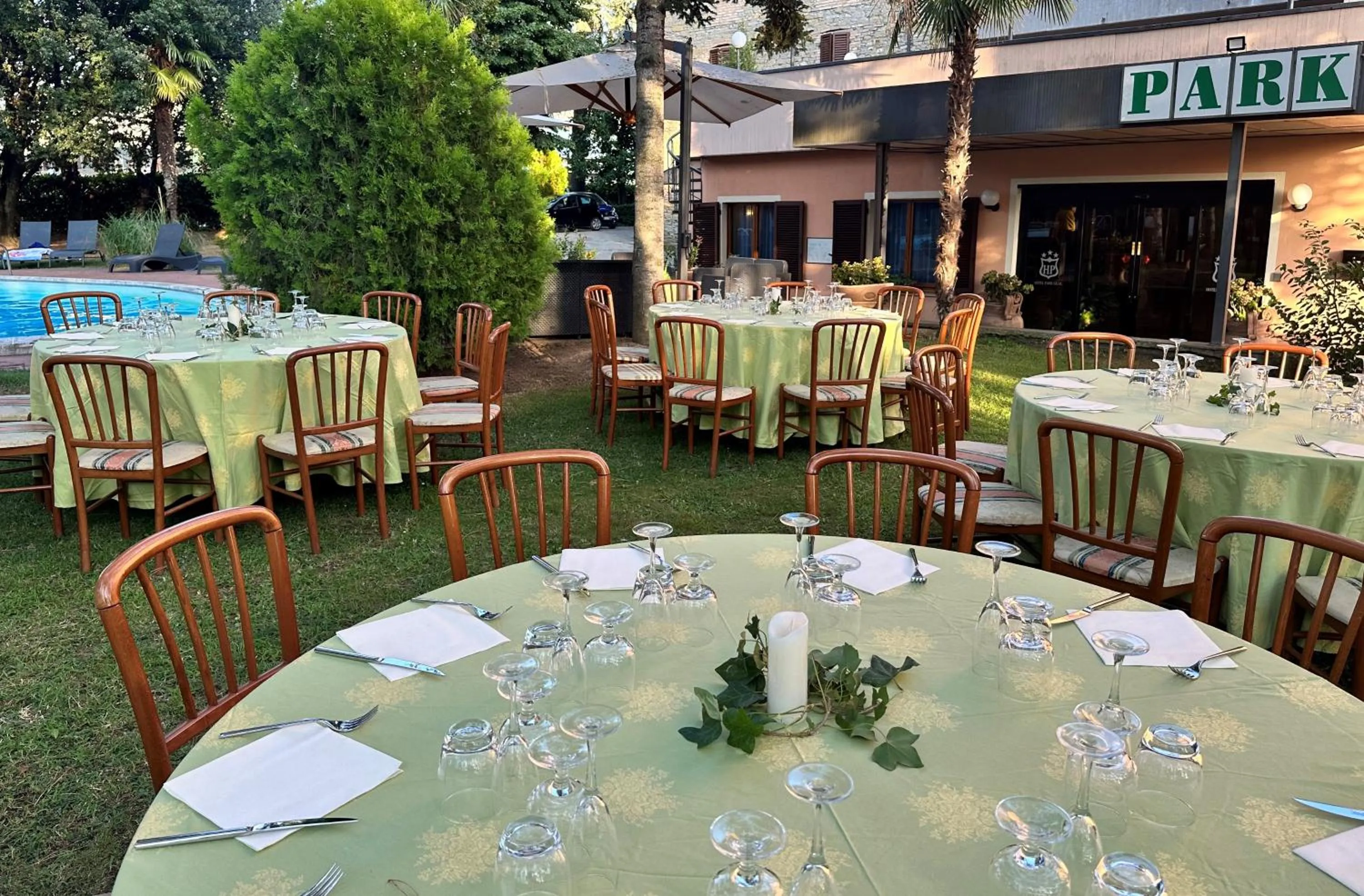 Restaurant/places to eat in Hotel Park Ge.Al.