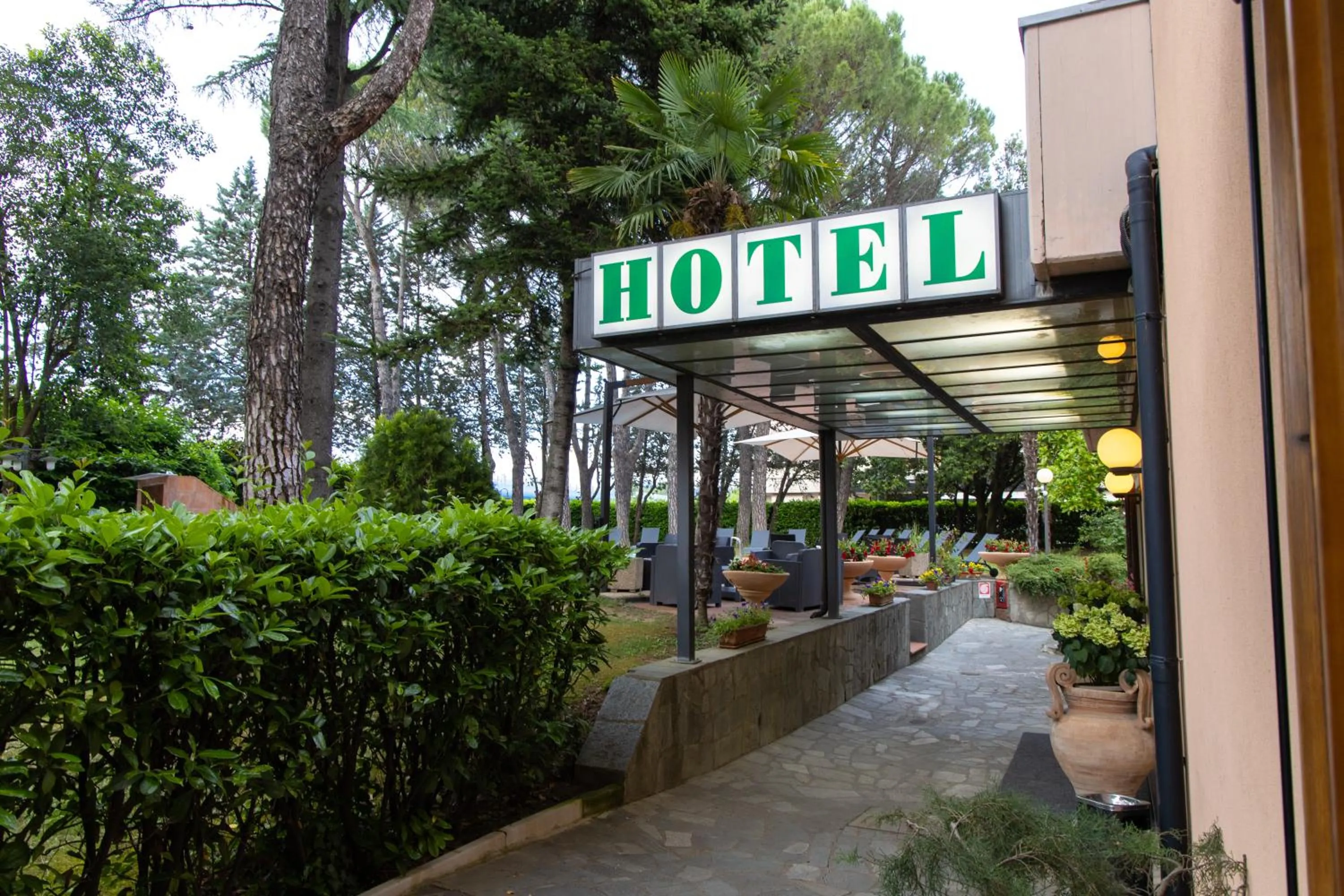 Facade/entrance in Hotel Park Ge.Al.