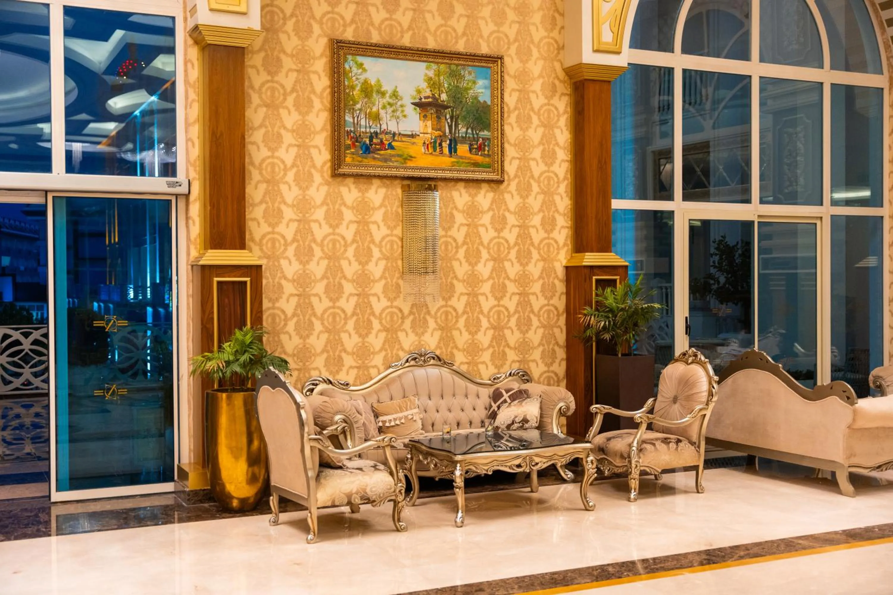 Seating area in Oz Hotels Side Premium