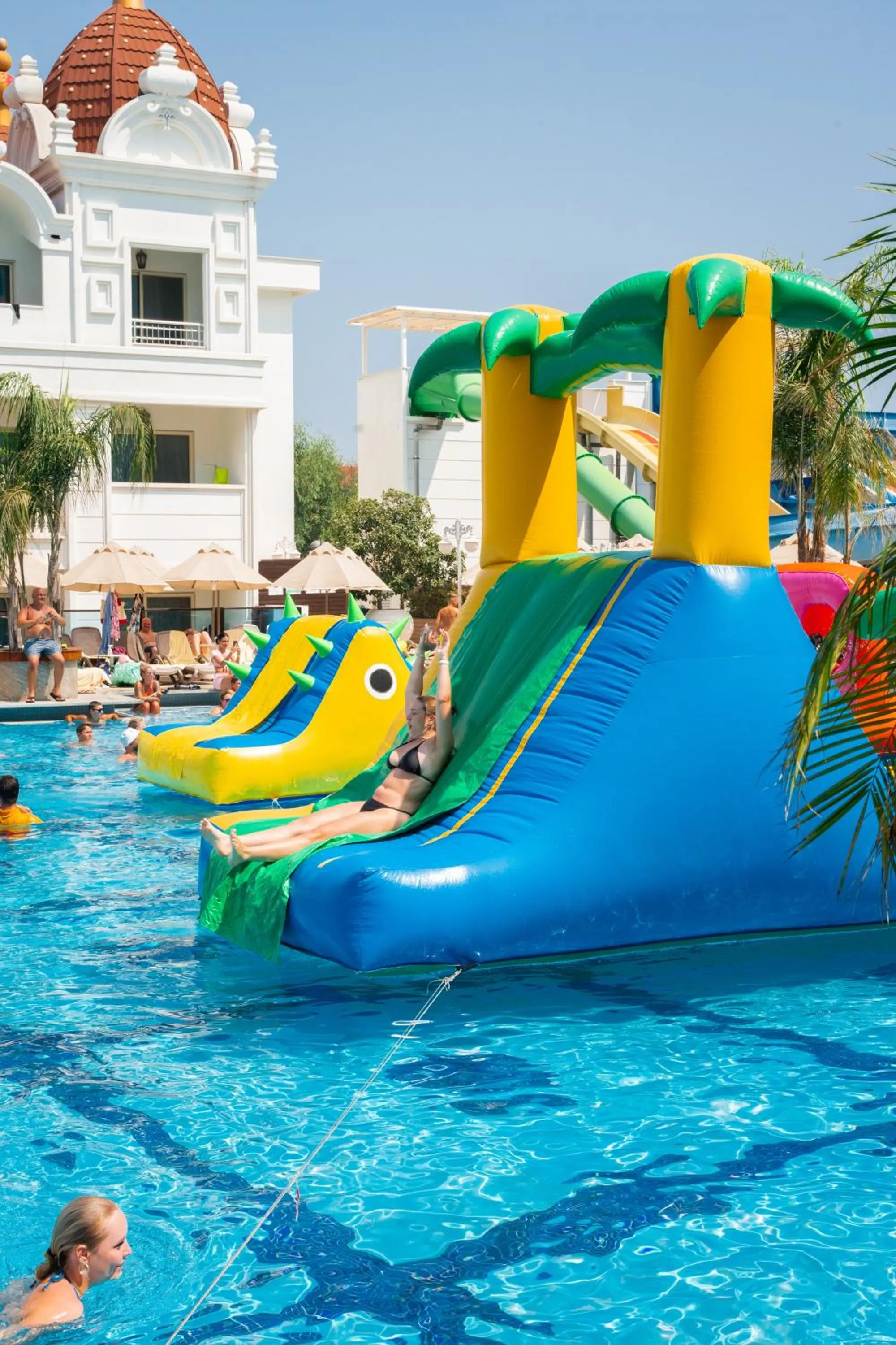 Swimming pool in Oz Hotels Side Premium