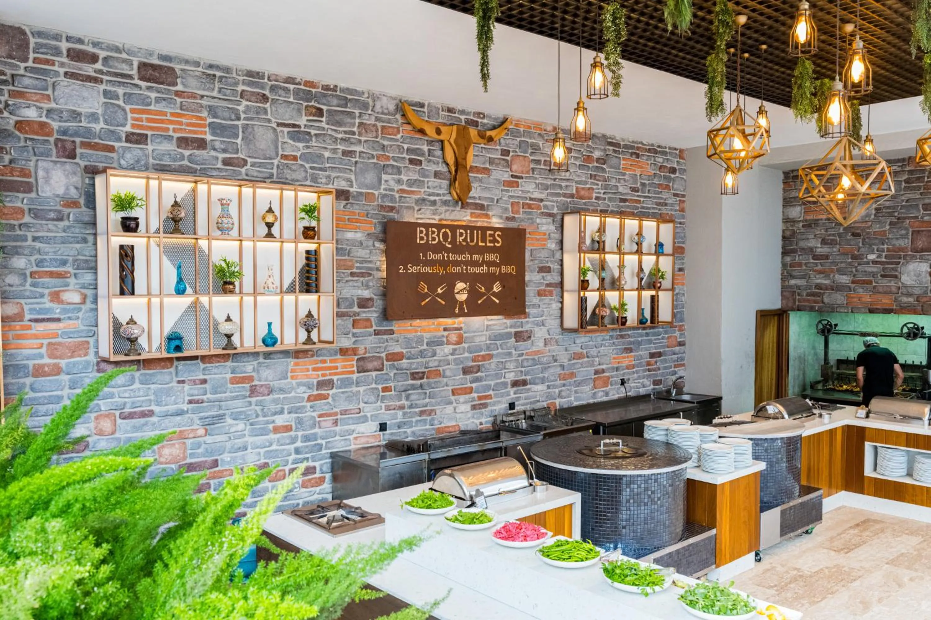 Food and drinks in Oz Hotels Side Premium