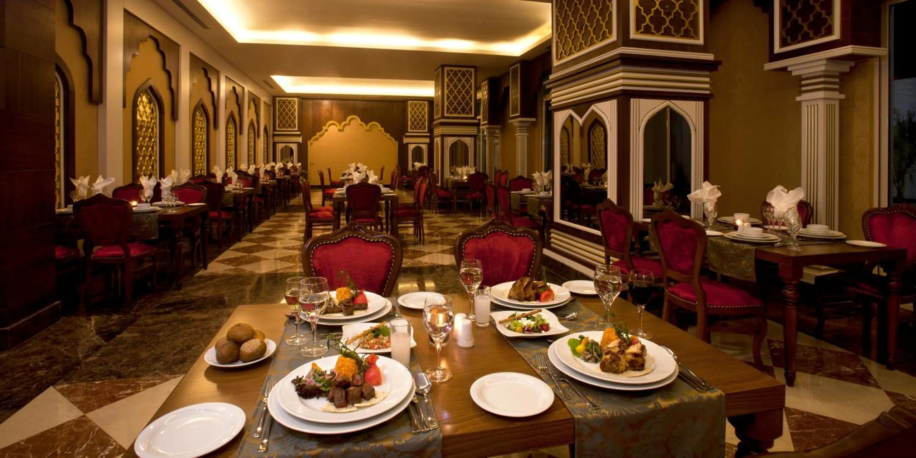 Restaurant/places to eat in Oz Hotels Side Premium