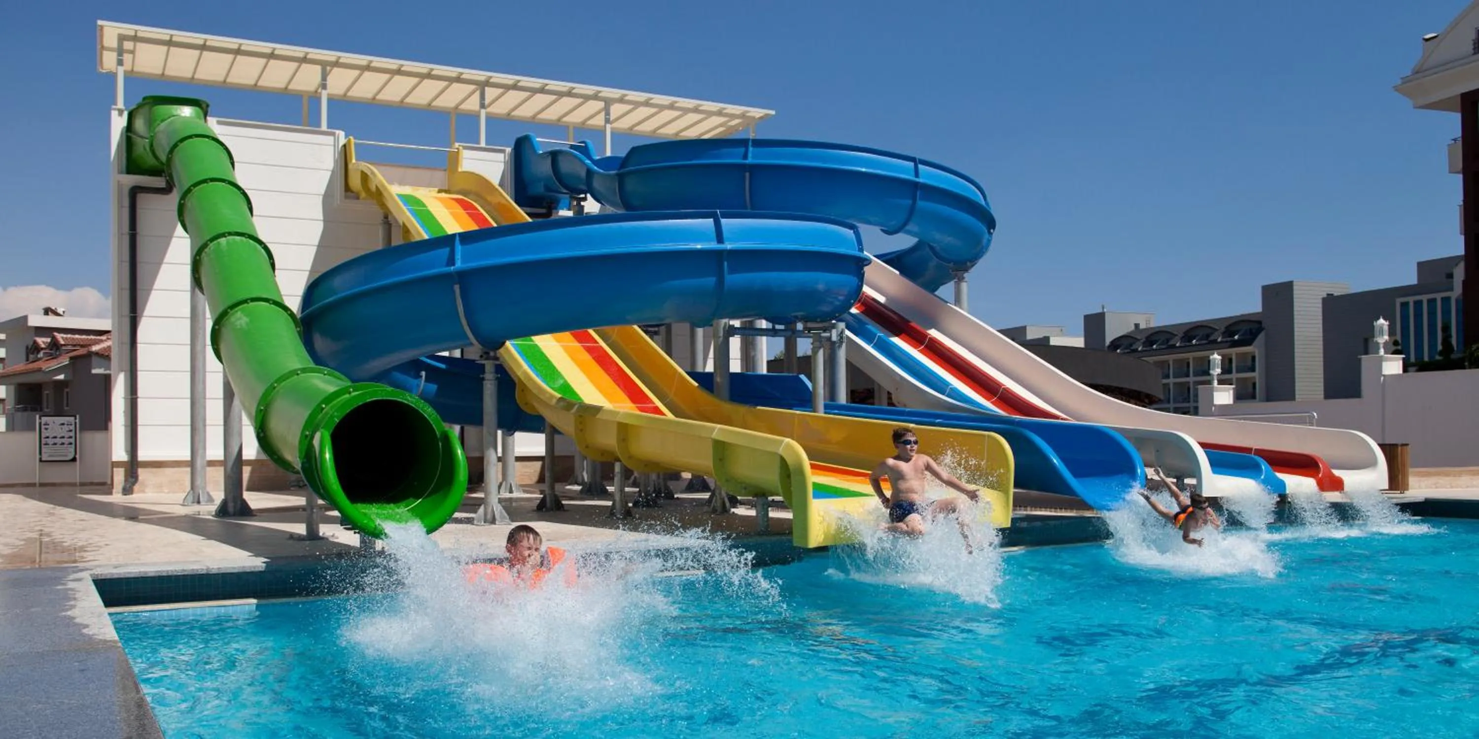 Swimming pool in Oz Hotels Side Premium