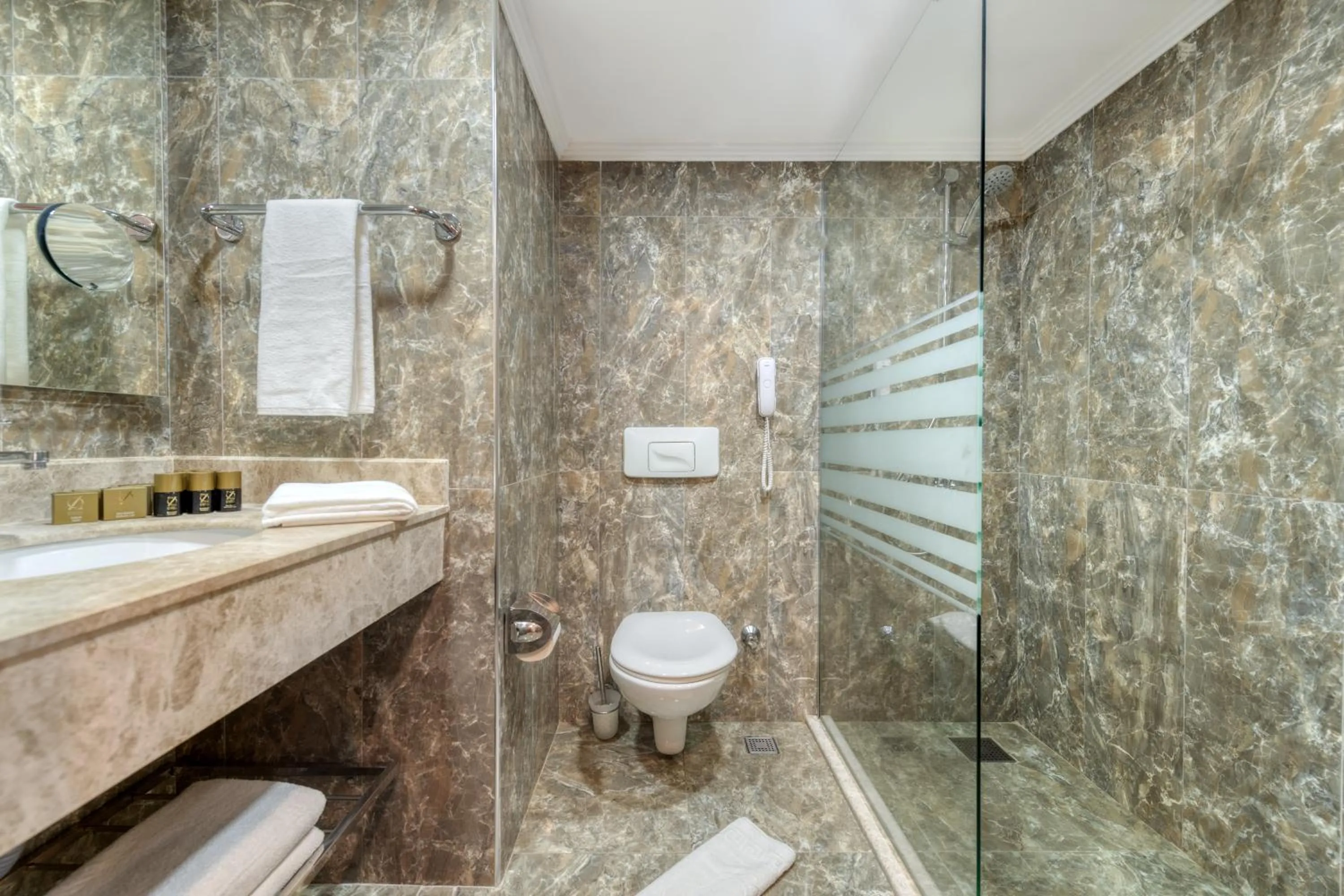 Bathroom in Oz Hotels Incekum Beach