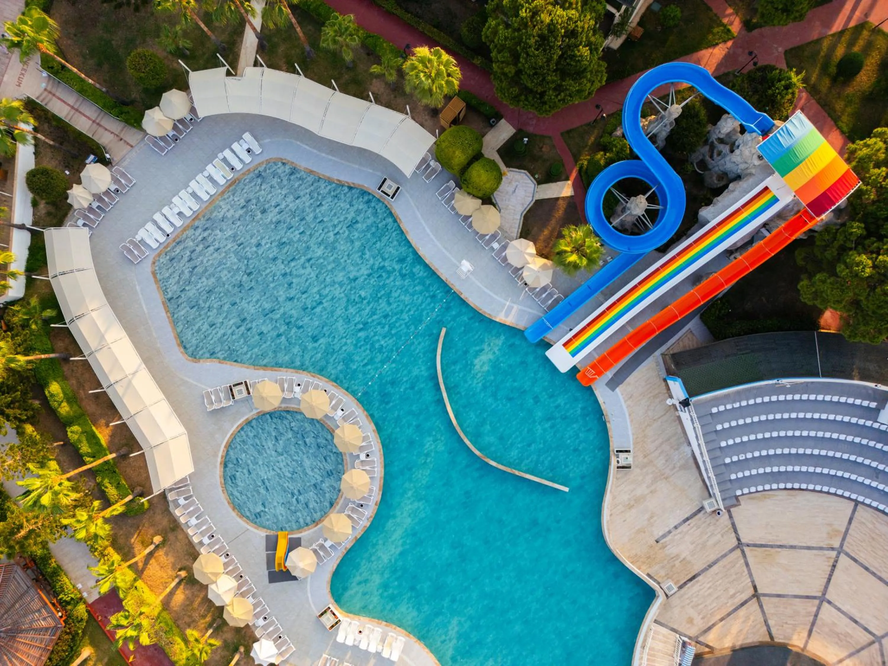 Swimming pool in Oz Hotels Incekum Beach