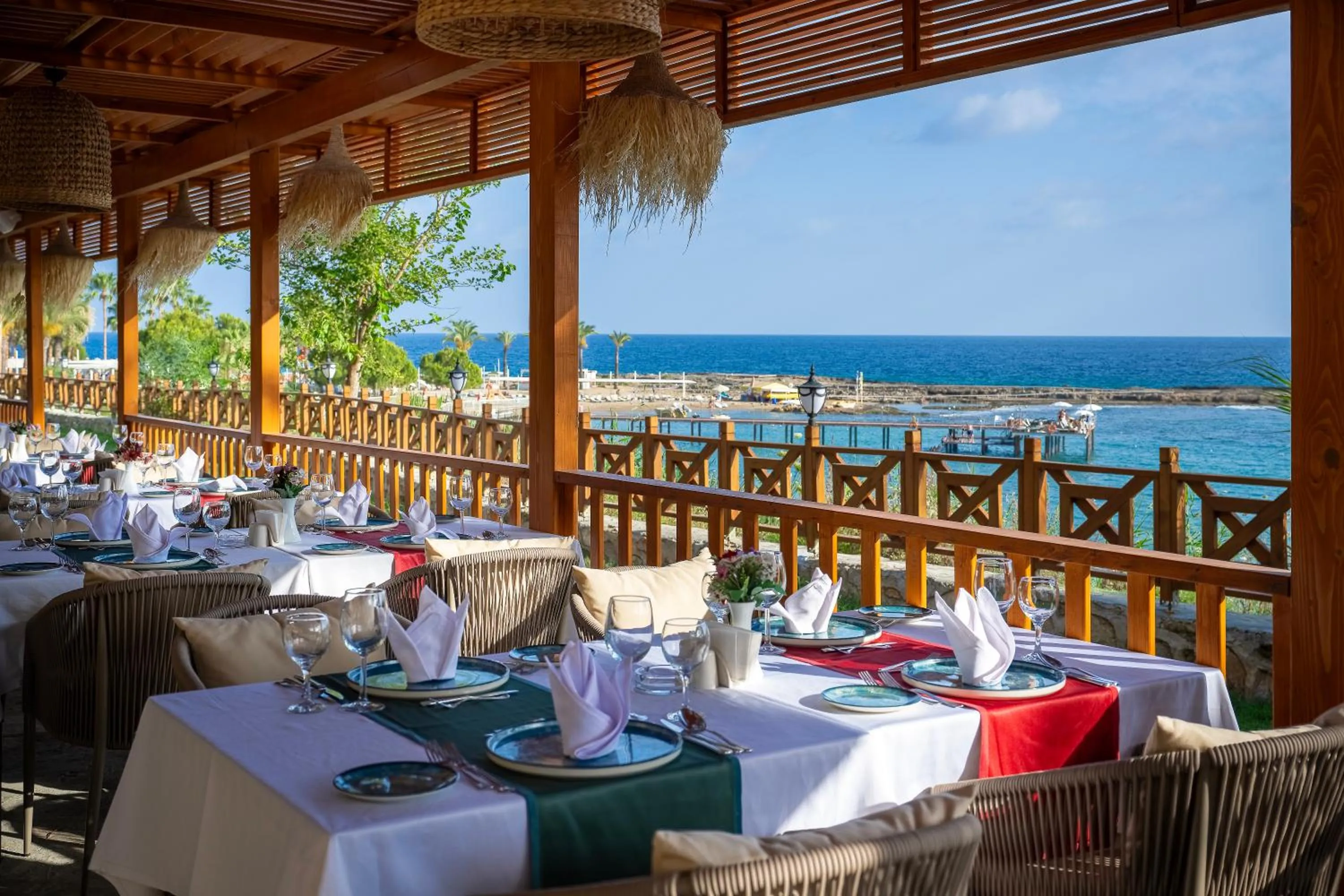 Restaurant/places to eat in Oz Hotels Incekum Beach