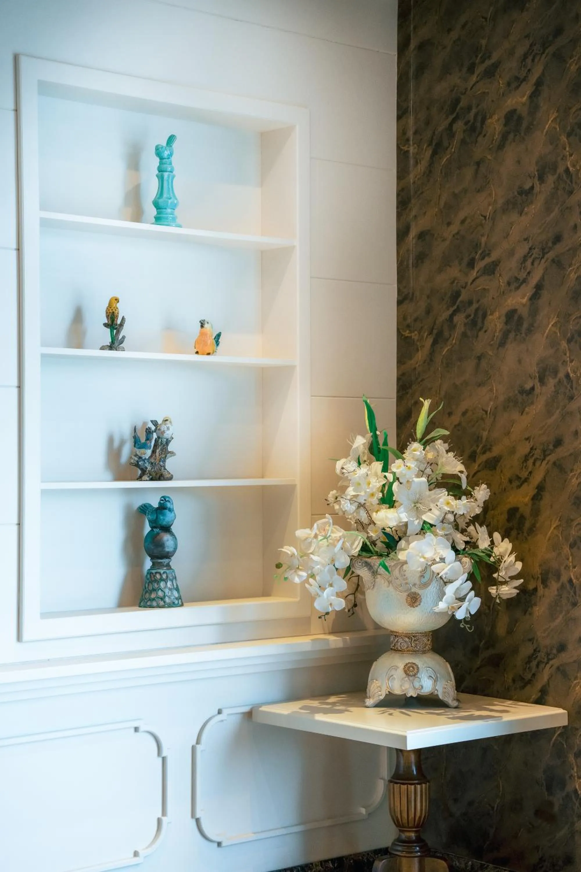 Decorative detail in Oz Hotels Sui