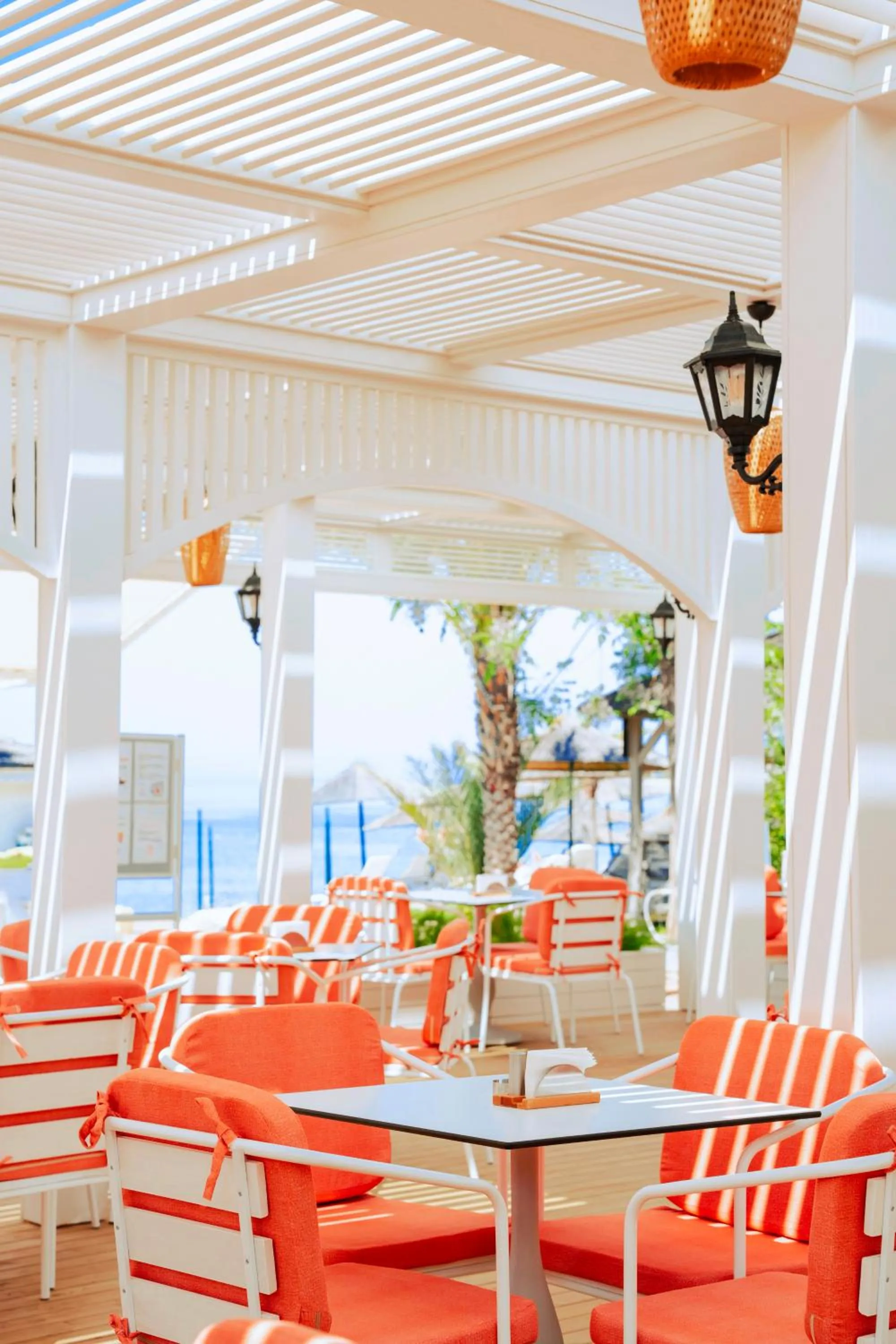 Seating area in Oz Hotels Sui