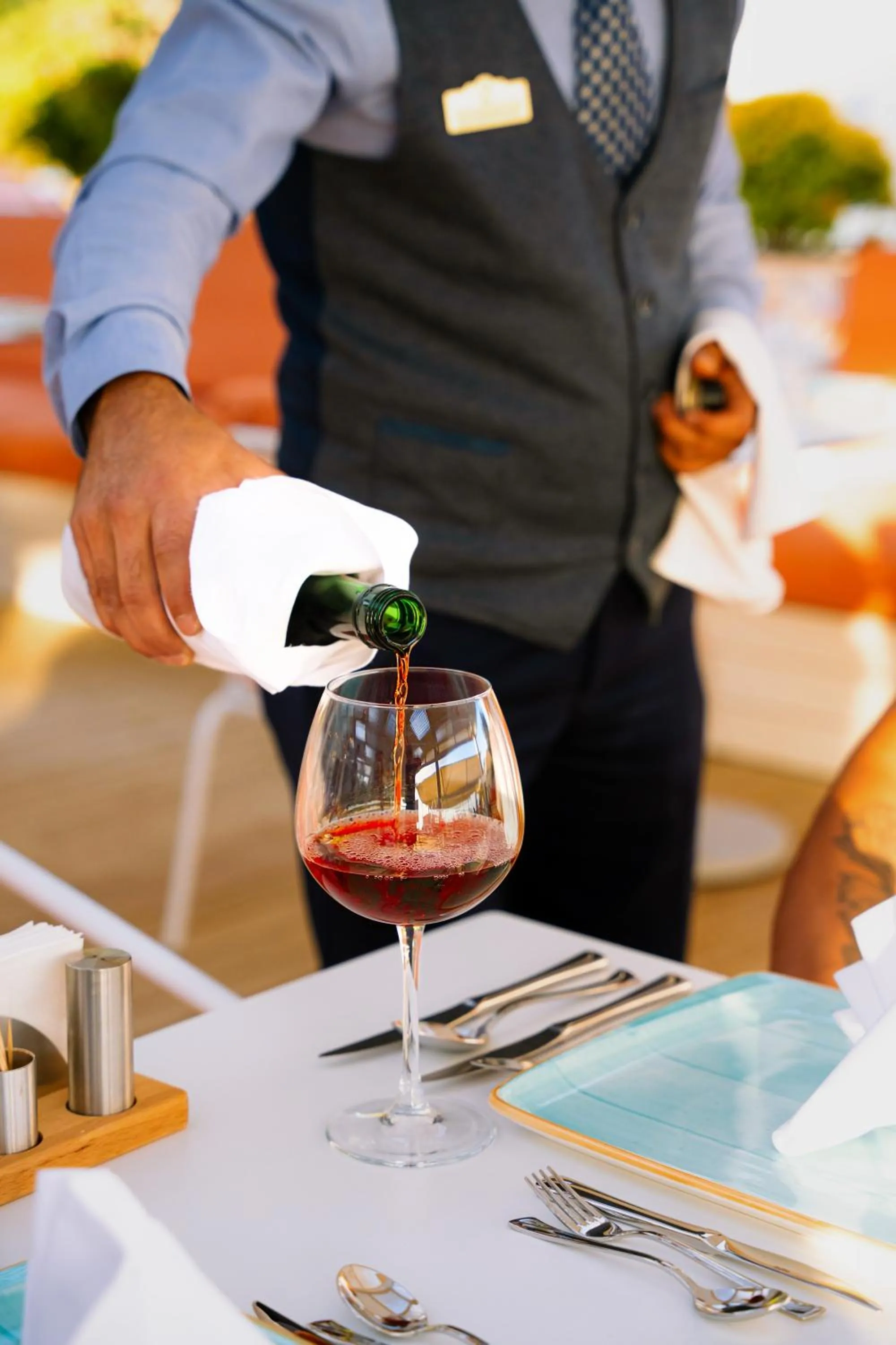 Drinks in Oz Hotels Sui