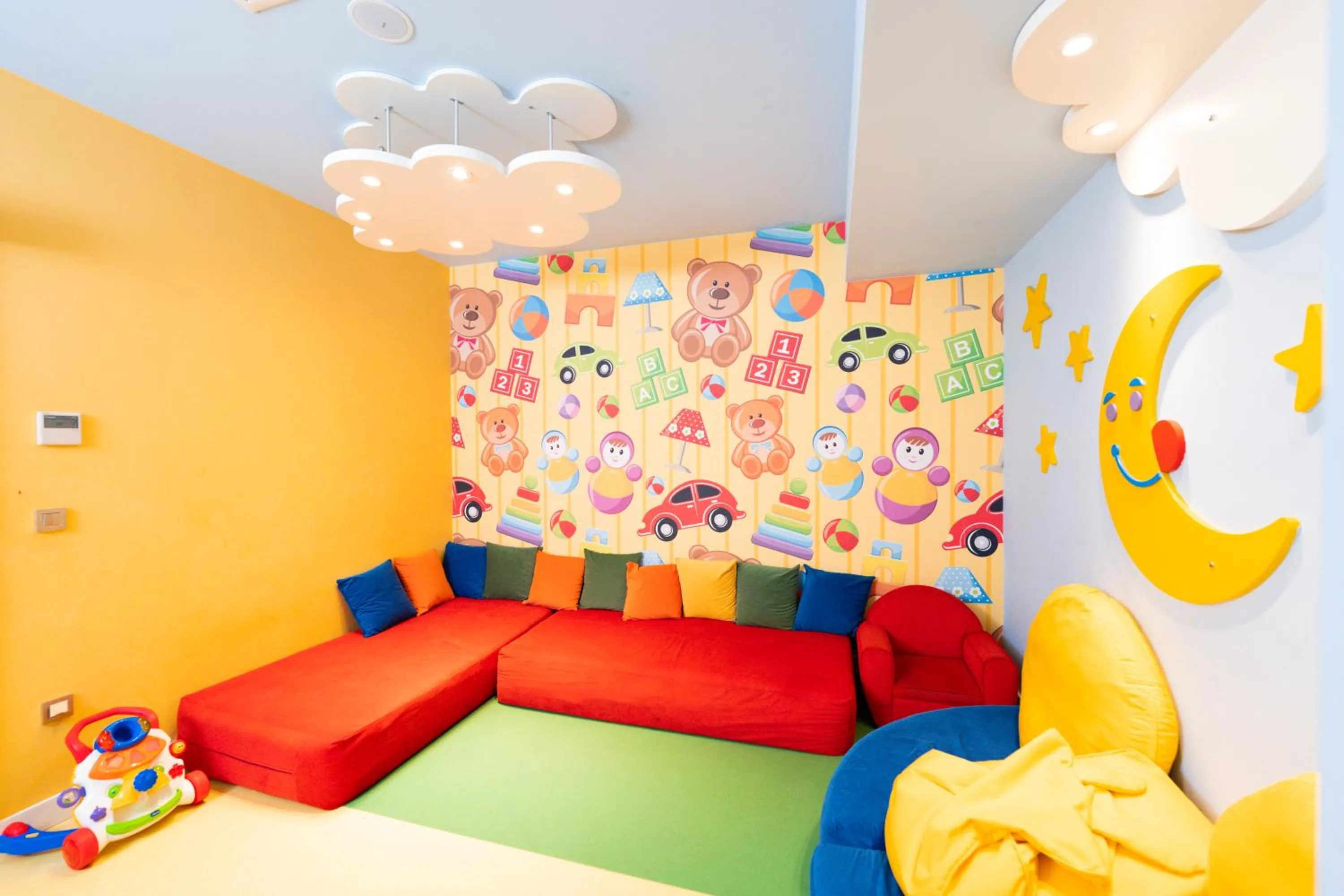 Kids's club, Bed in Oz Hotels Sui