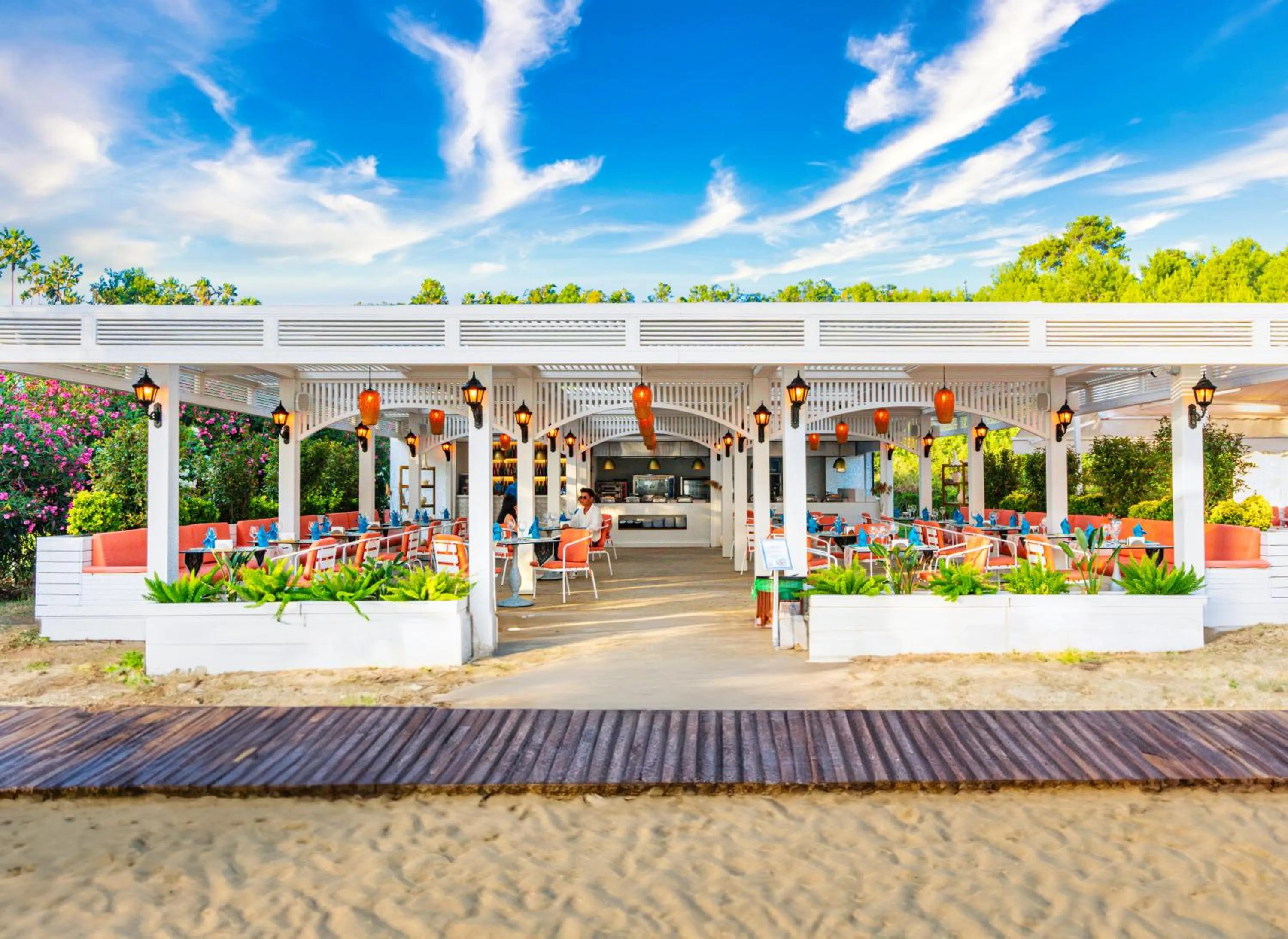 Garden view in Oz Hotels Sui