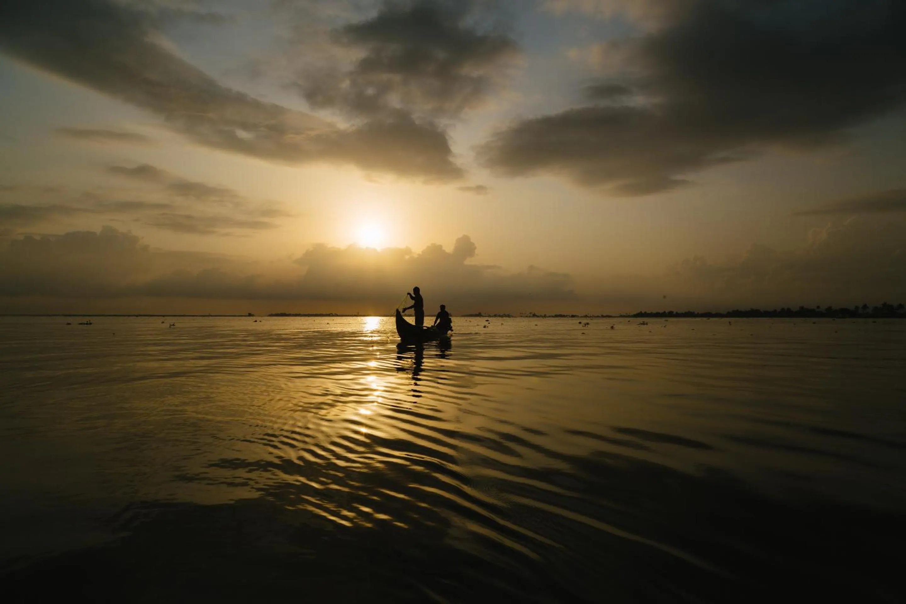 Fishing in Palmgrove Lake Resort