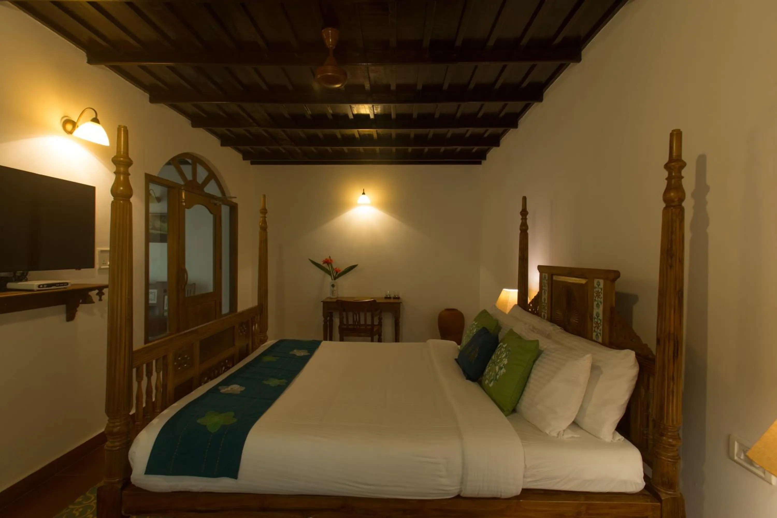 Bed in Palmgrove Lake Resort