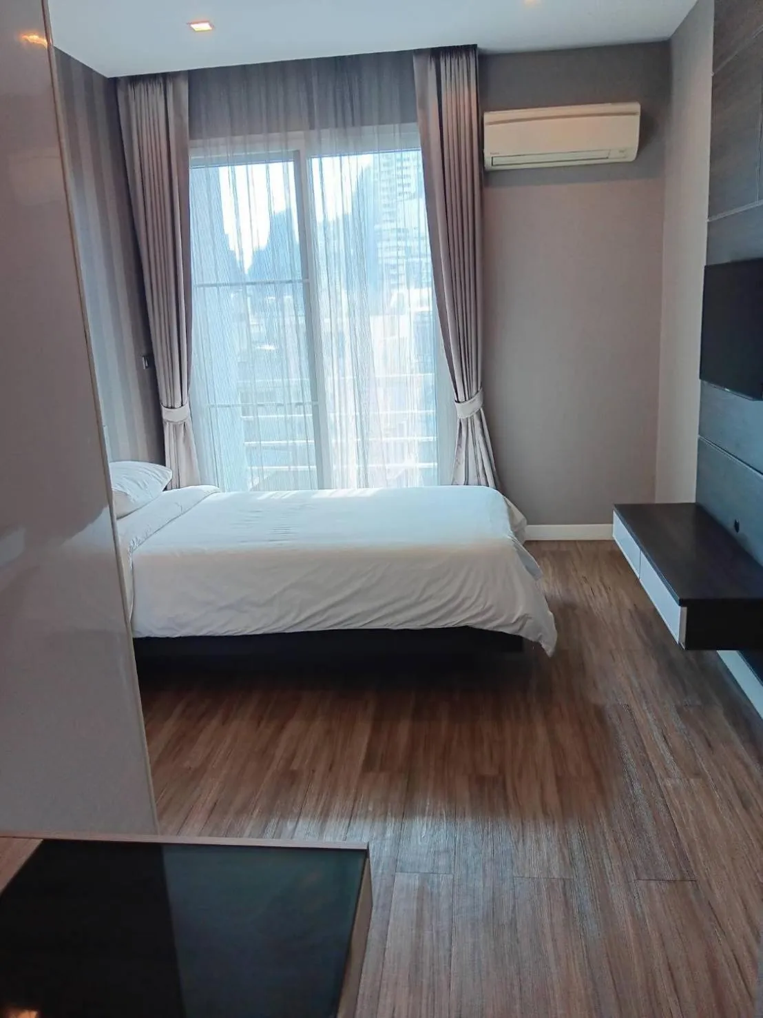 TV and multimedia, Bed in J Residence Thonglor 8