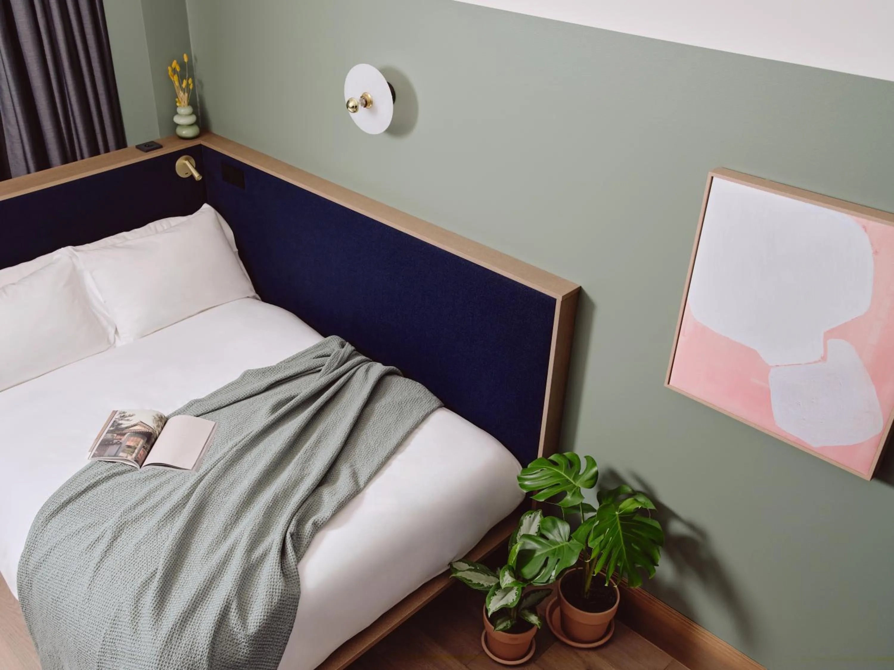 Bed in WunderLocke Munich