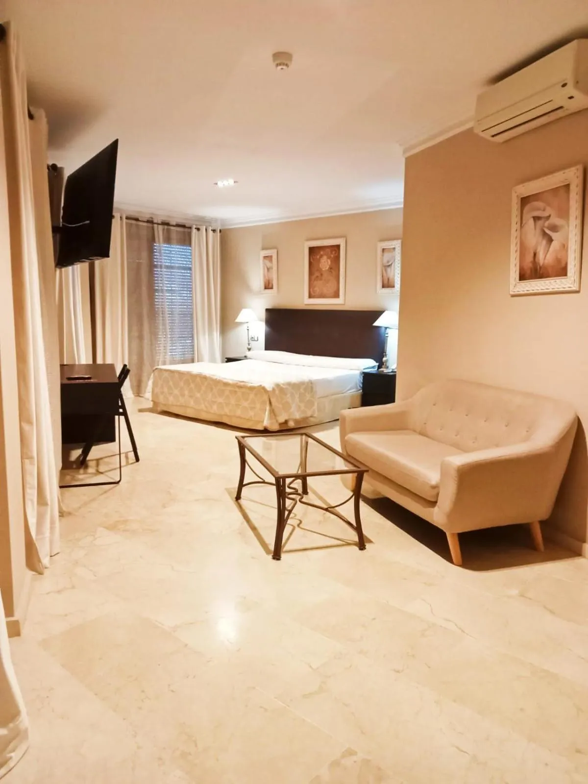 Bed in Hotel Sol Sanlúcar