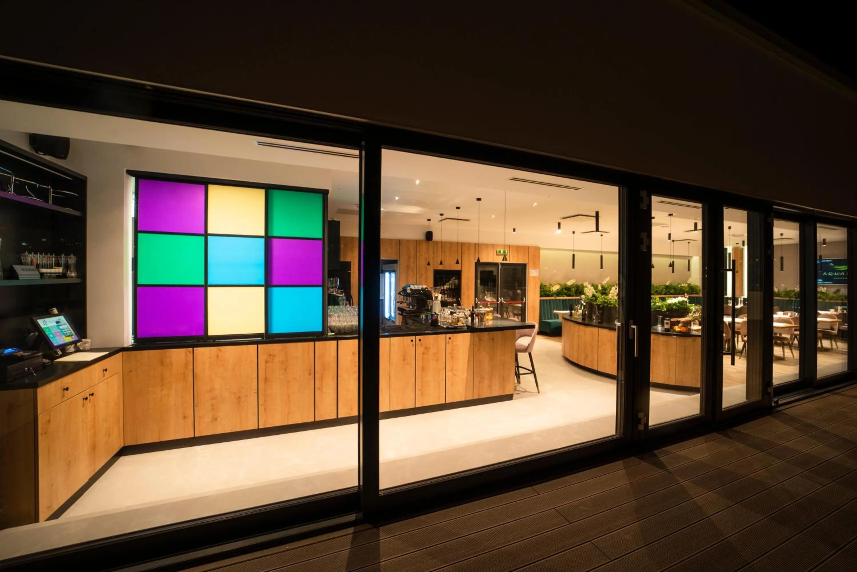 Restaurant/places to eat in Hotel Boutique Aquarel