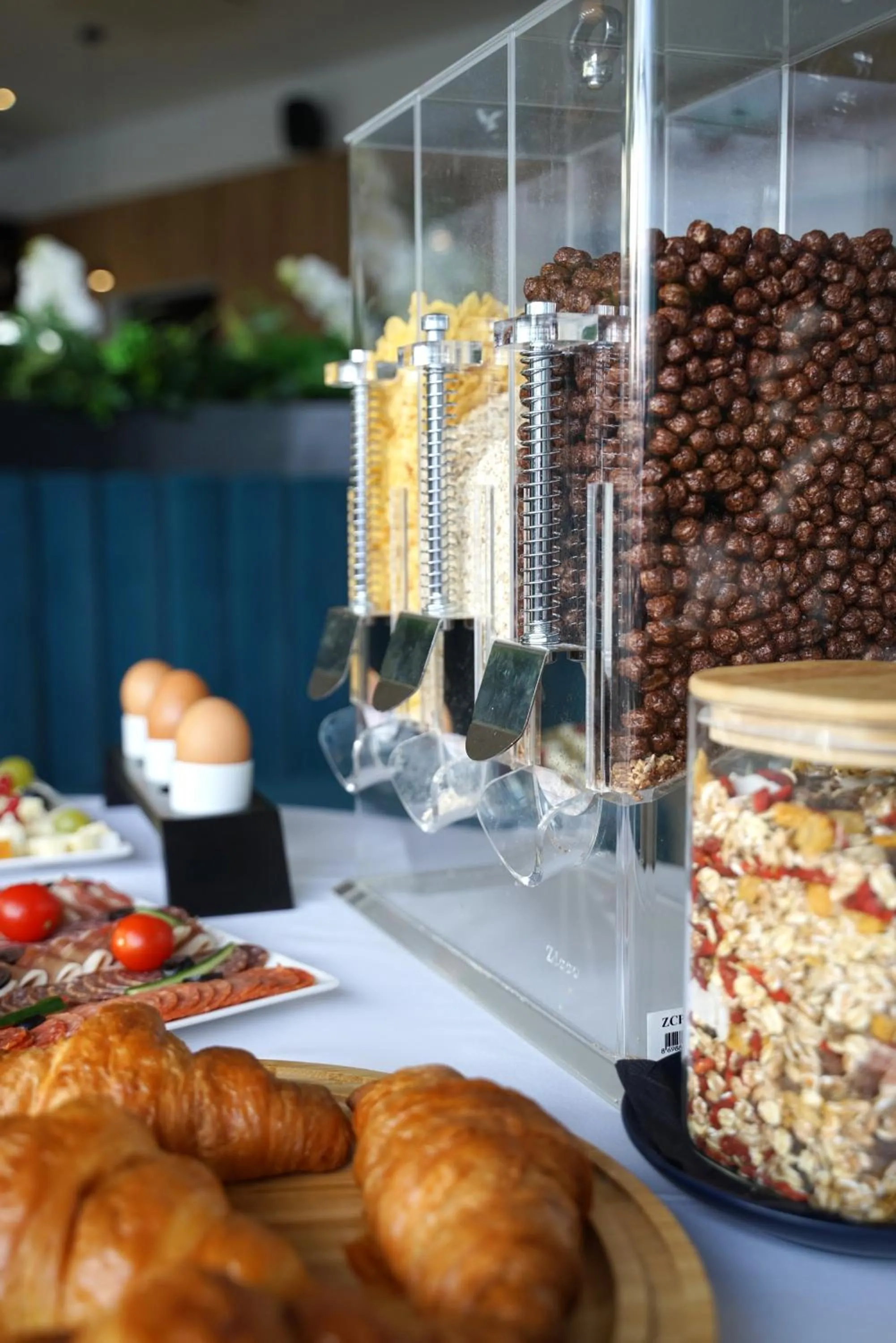 Buffet breakfast in Hotel Boutique Aquarel