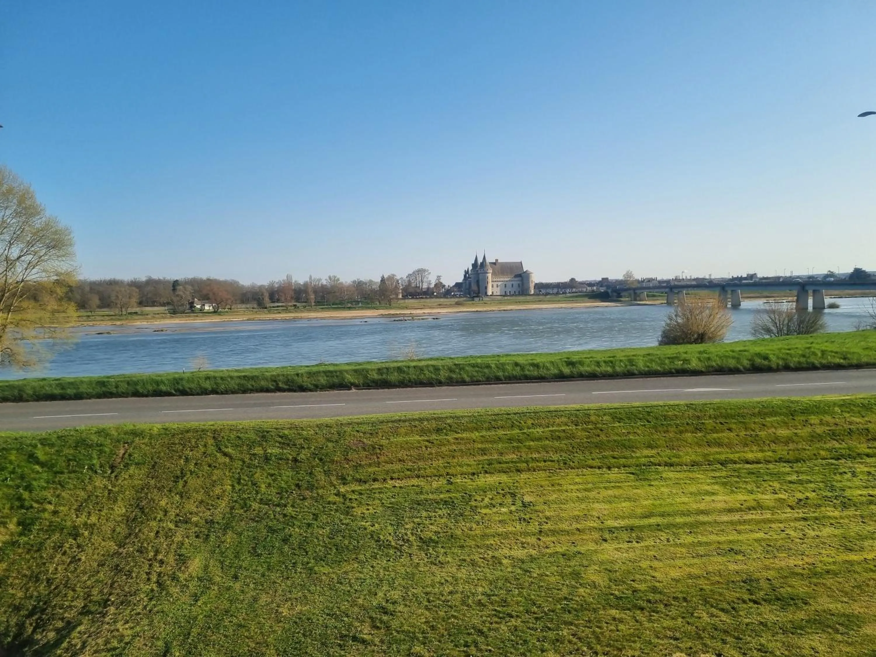 Natural landscape in Logis Hôtel Sully le Château