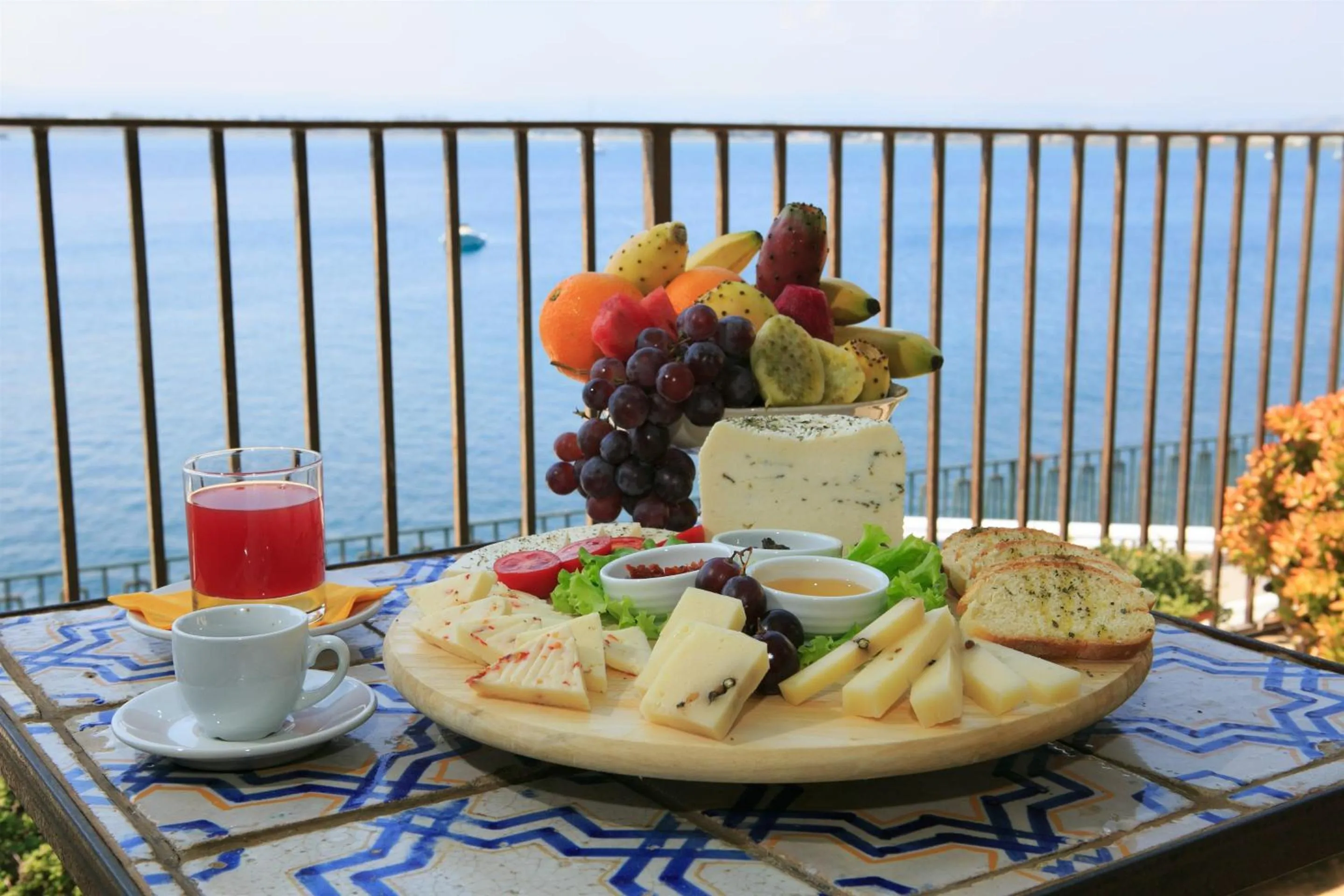 Food close-up in Hotel Henry's House