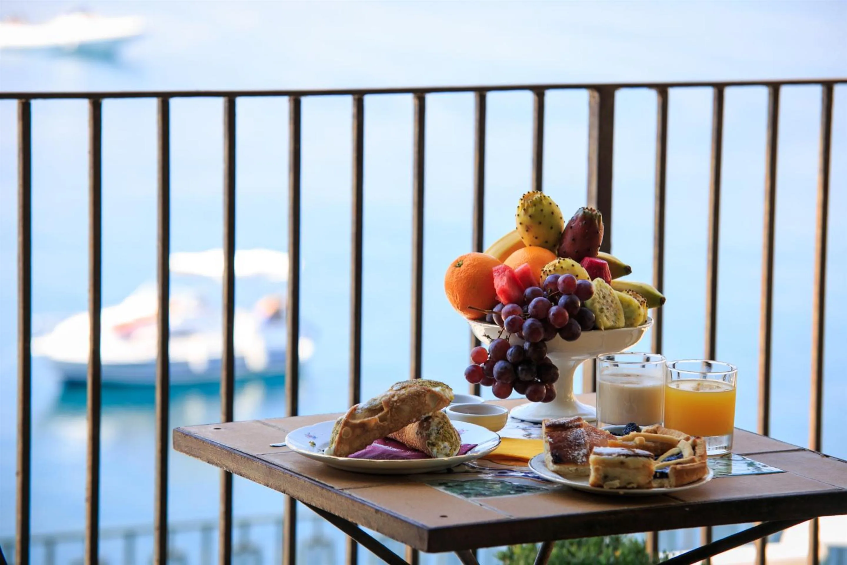 Food close-up in Hotel Henry's House