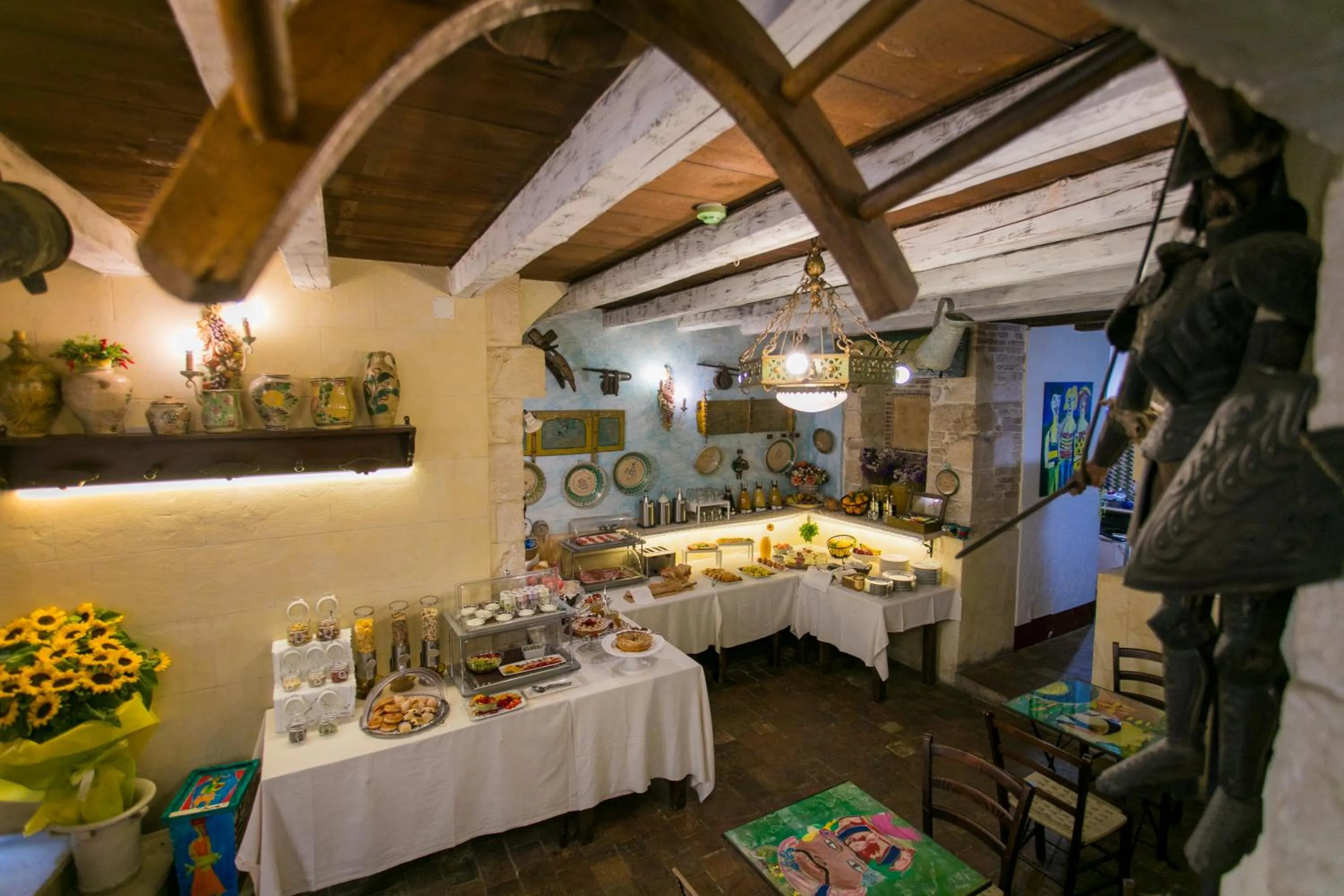 Buffet breakfast in Hotel Henry's House