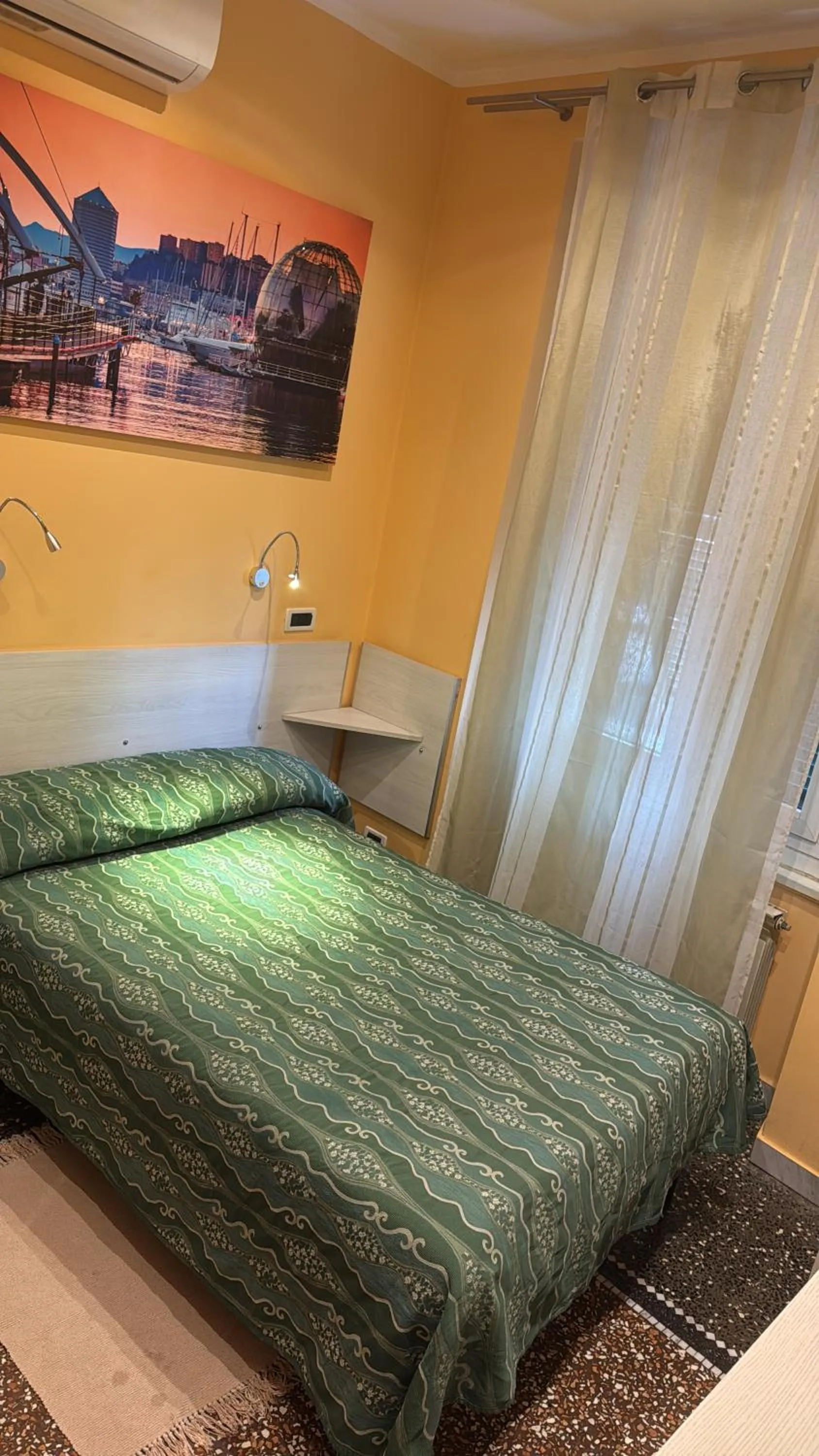 Bed in Albergo Parigi