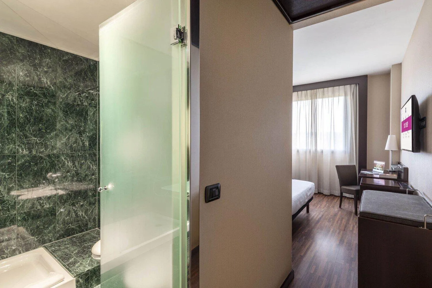 Photo of the whole room, Bed in B&B Hotel Arezzo