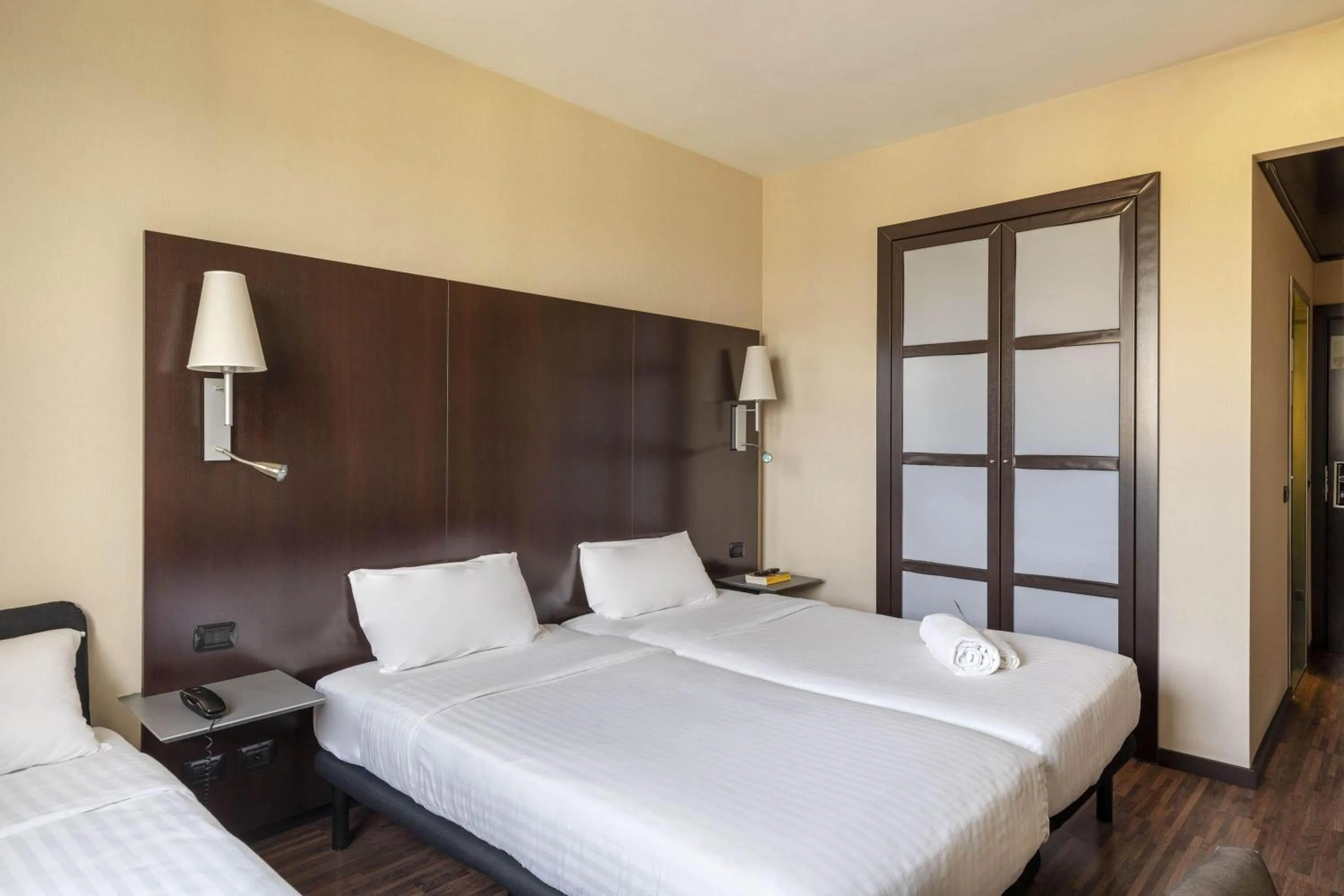 Photo of the whole room, Bed in B&B Hotel Arezzo